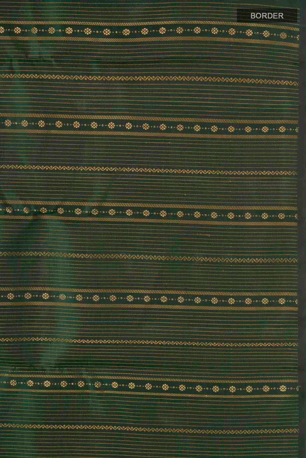 Border image of Green Kanchipuram Silk Saree with Stripes on the body and Without Border