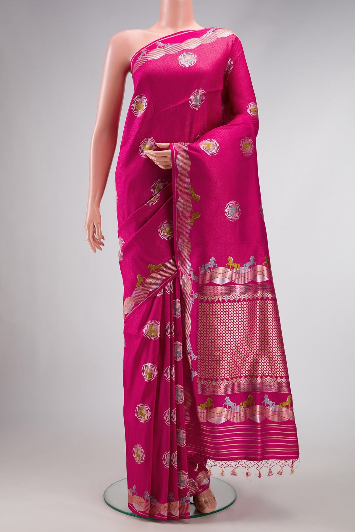 Dark Pink Dual Tone Banarasi Silk Saree with Zari Brocade on the body and Fancy Border.  displayed on a mannequin