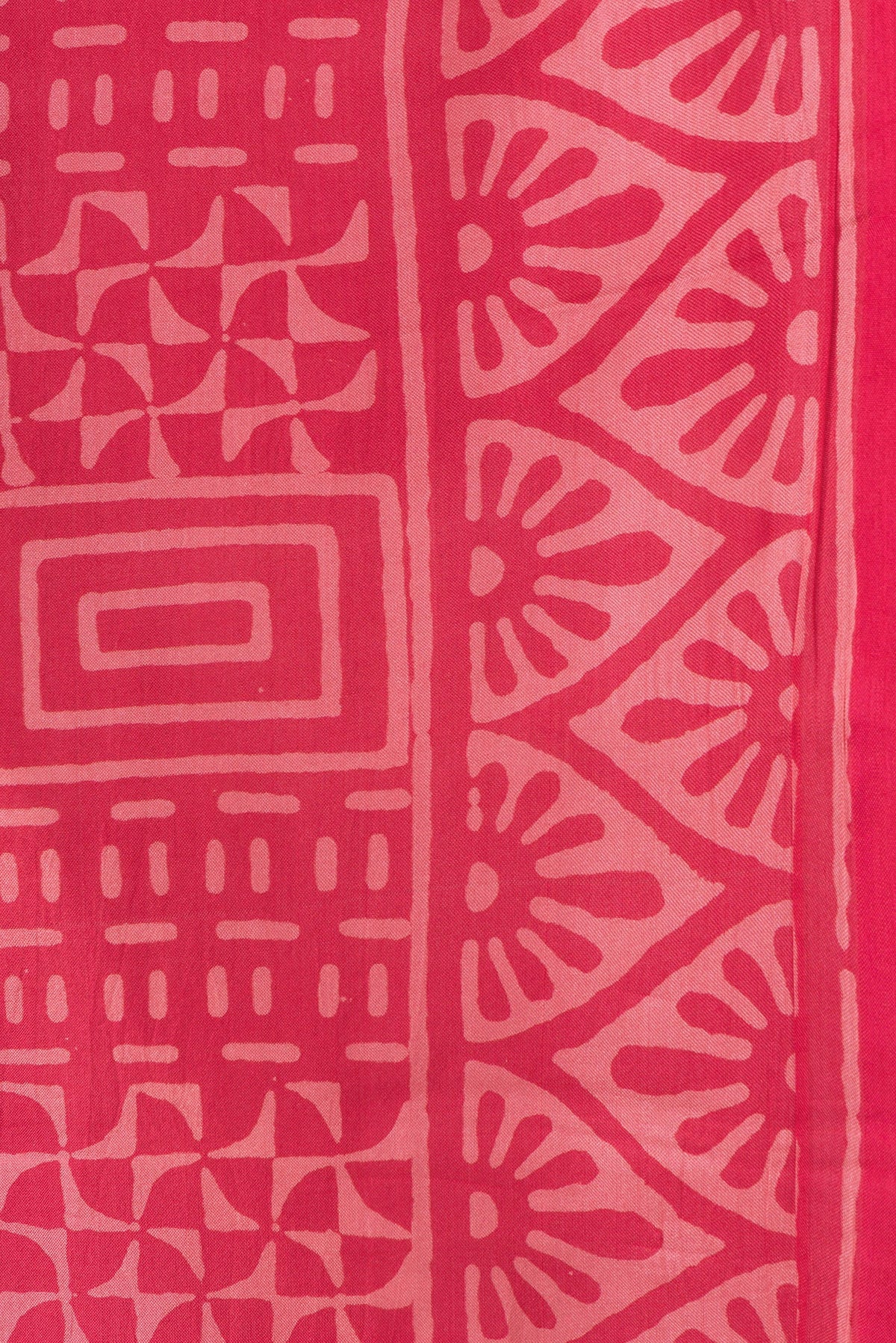 Border image of Pink Dual Tone Printed Silk Saree with Printed design on the body and Printed Border. 