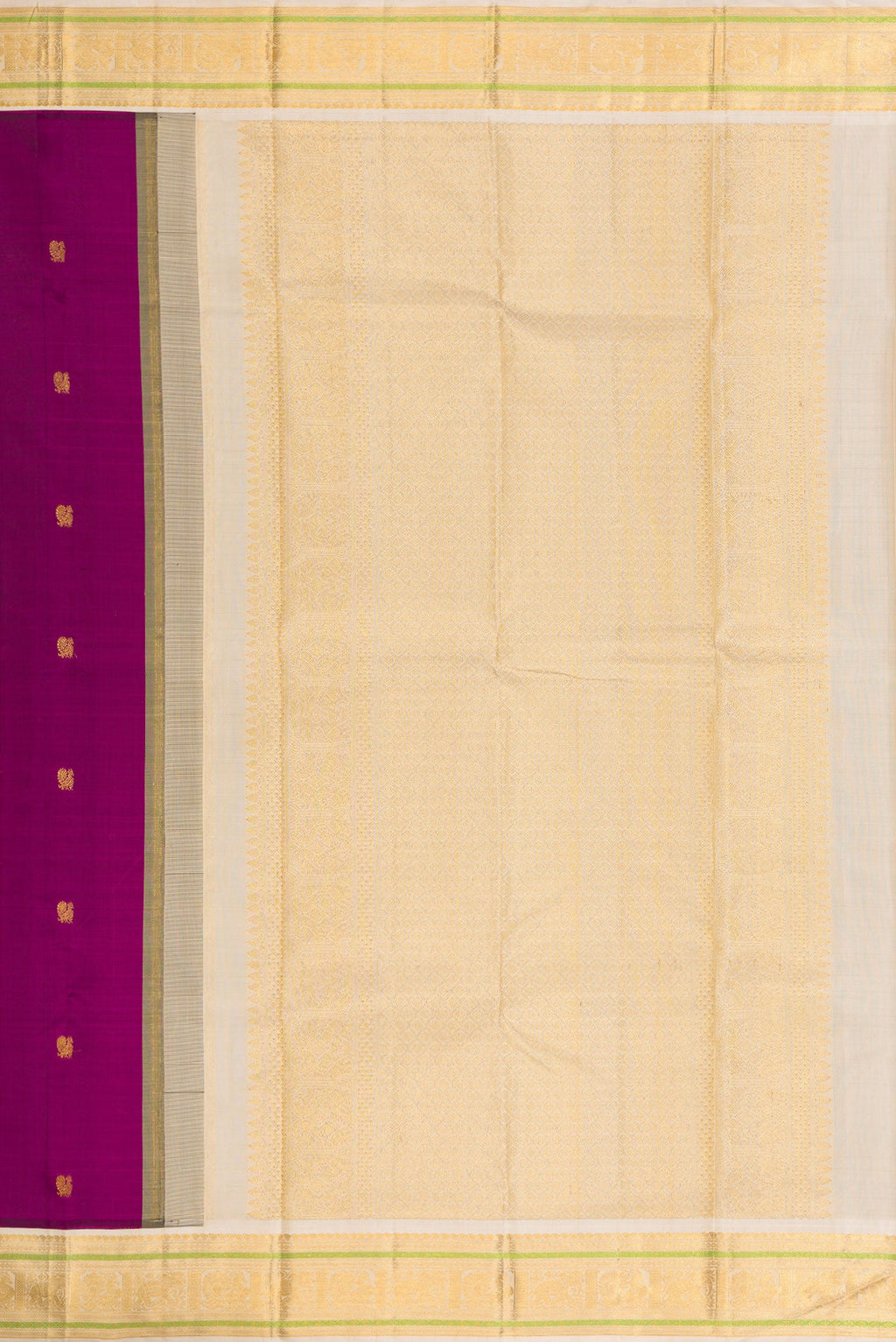 Close up image of the pallu of Pure Silk Pure Zari Magenta Dual Tone Kanjivaram Saree with Zari Butta on the body and Zari Border. 