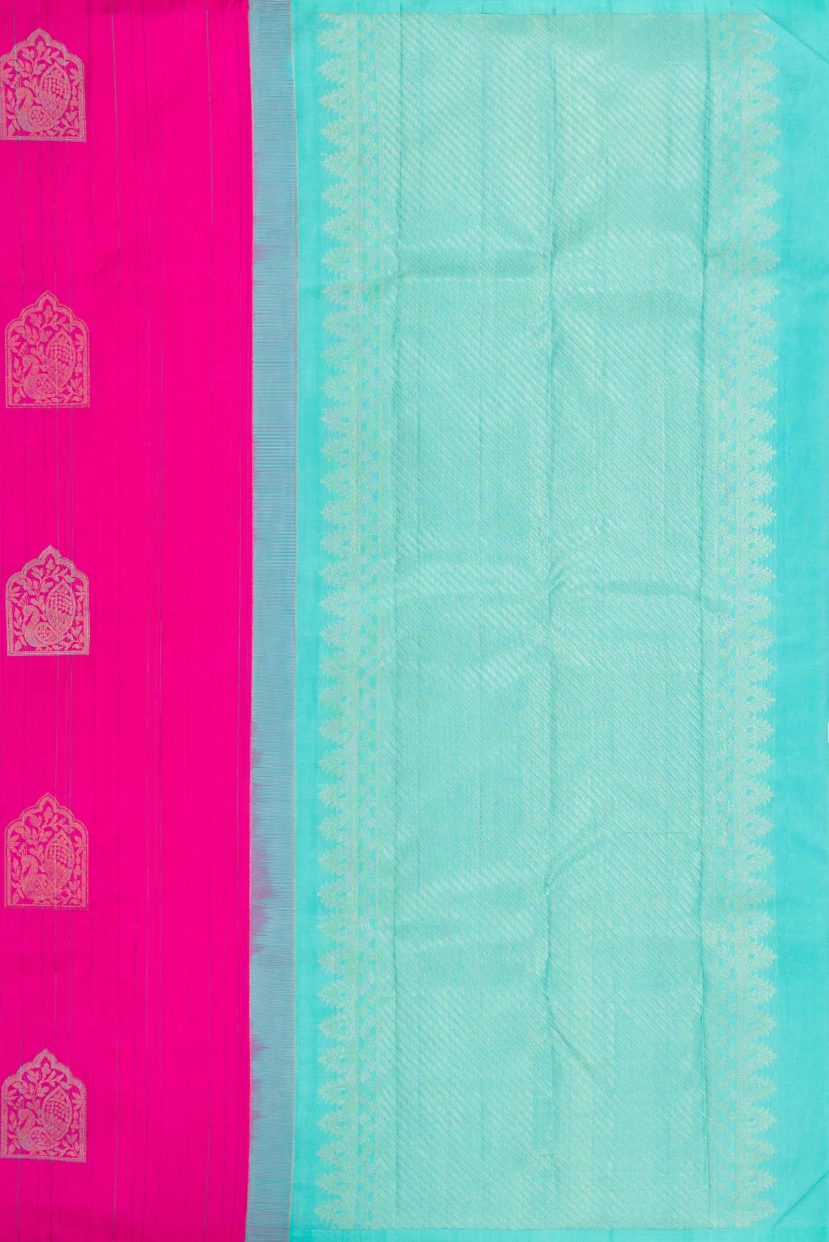 Close up image of the pallu of Dark Pink Dual Tone Kanchipuram Silk Saree with Zari And Thread Butta on the body and Without Border