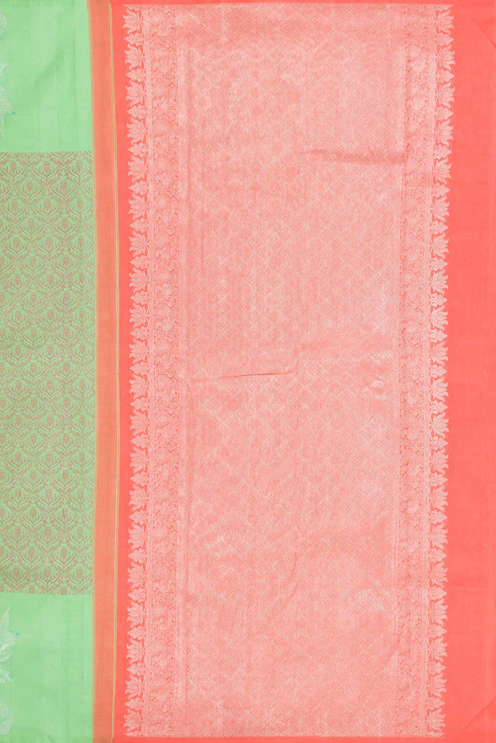Close up image of the pallu of Parrot Green Dual Tone Kanchipuram Silk Saree with Jacquard design on the body and Fancy Border