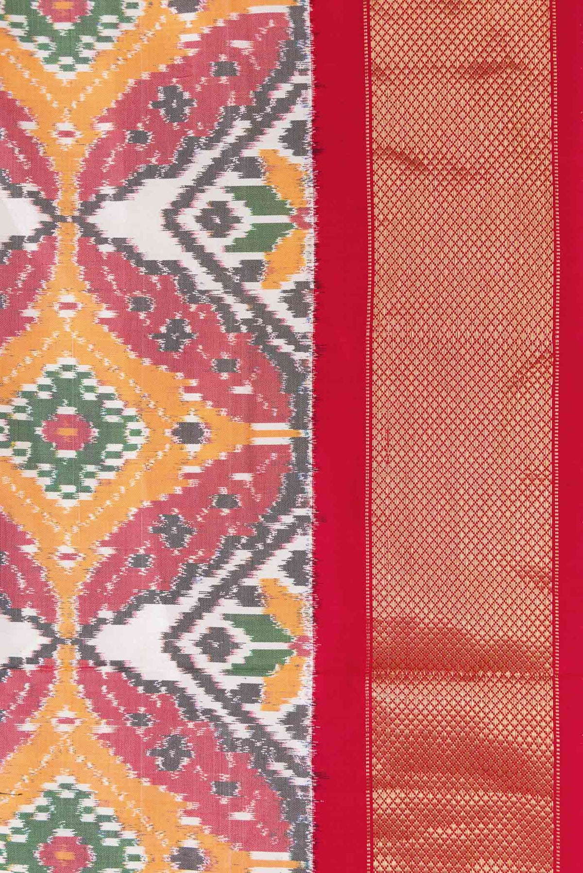 Border image of Off White Pochampally Silk Saree with Pure Ikat on the body and Zari Border