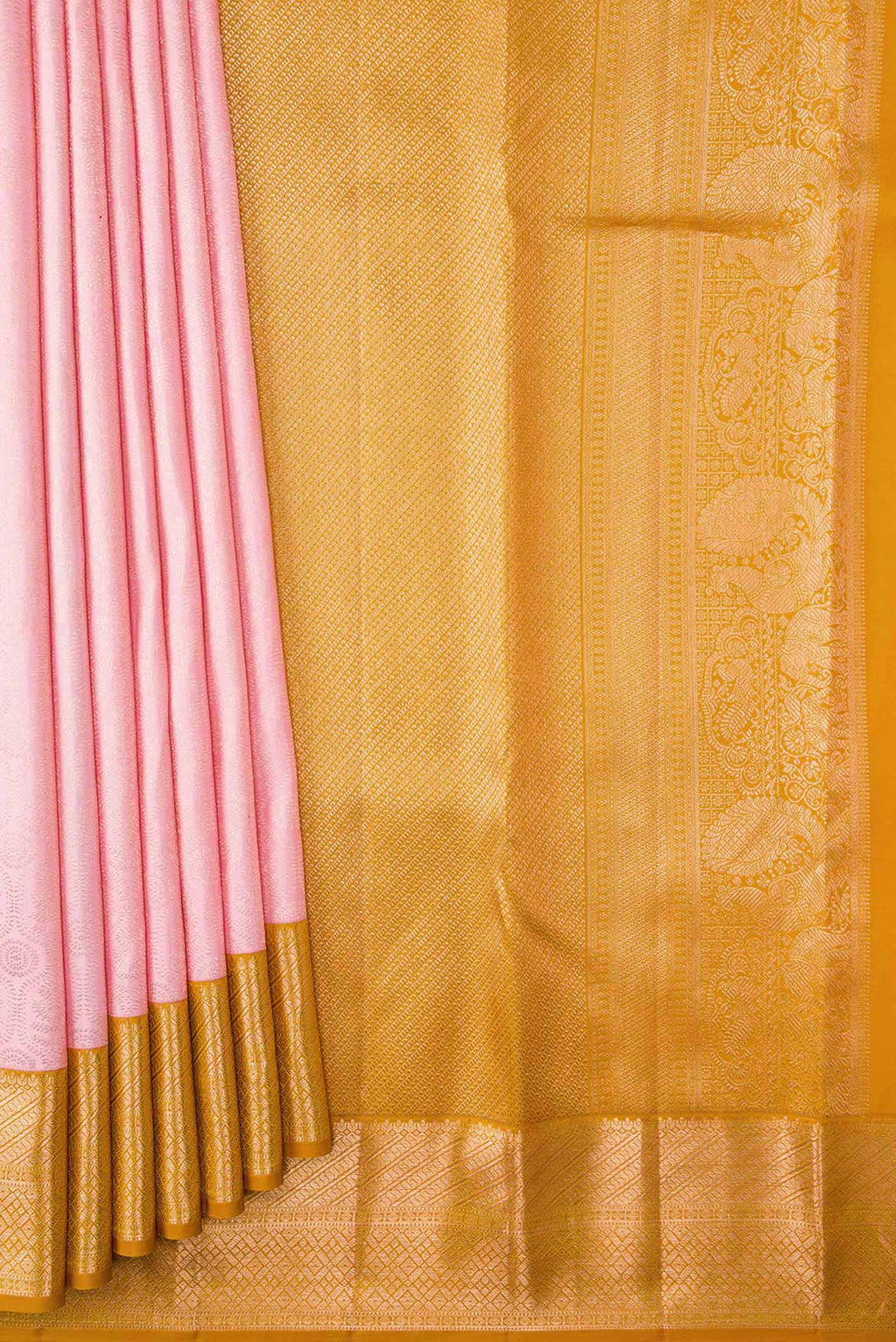 Pleats and pallu of Rose pink Dual Tone Kanchipuram Silk Saree with Zari Brocade on the body and Zari Border