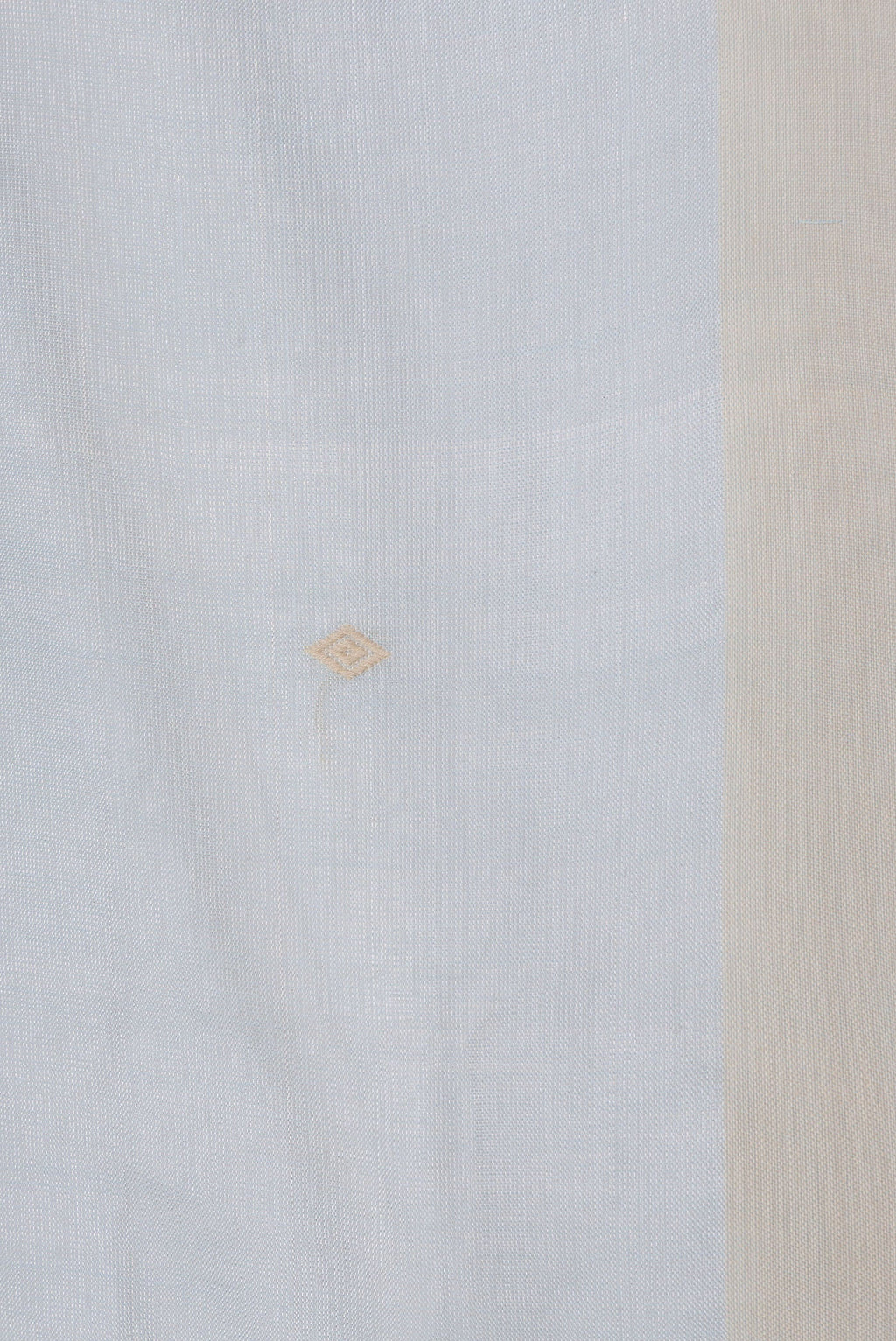 Border image of Light Blue Dual Tone Chanderi Tissue Silk Saree with Thread Butta on the body and Plain Border. 