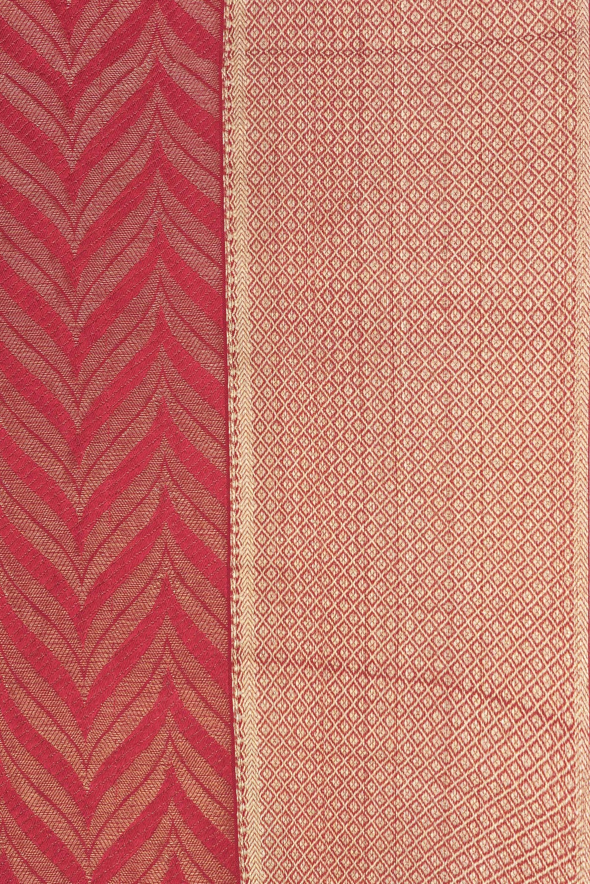 Border image of Red Dual Tone Mysore Georgette Saree with Zari Brocade on the body and Zari Border. 