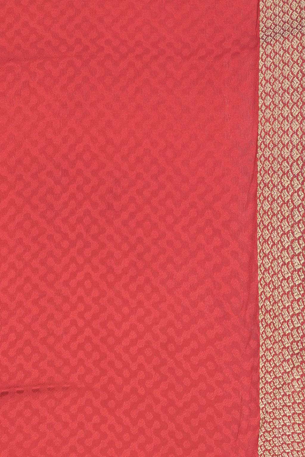 Border image of Pink Dual Tone Mysore Crepe Saree with Jacquard design on the body and Zari Border