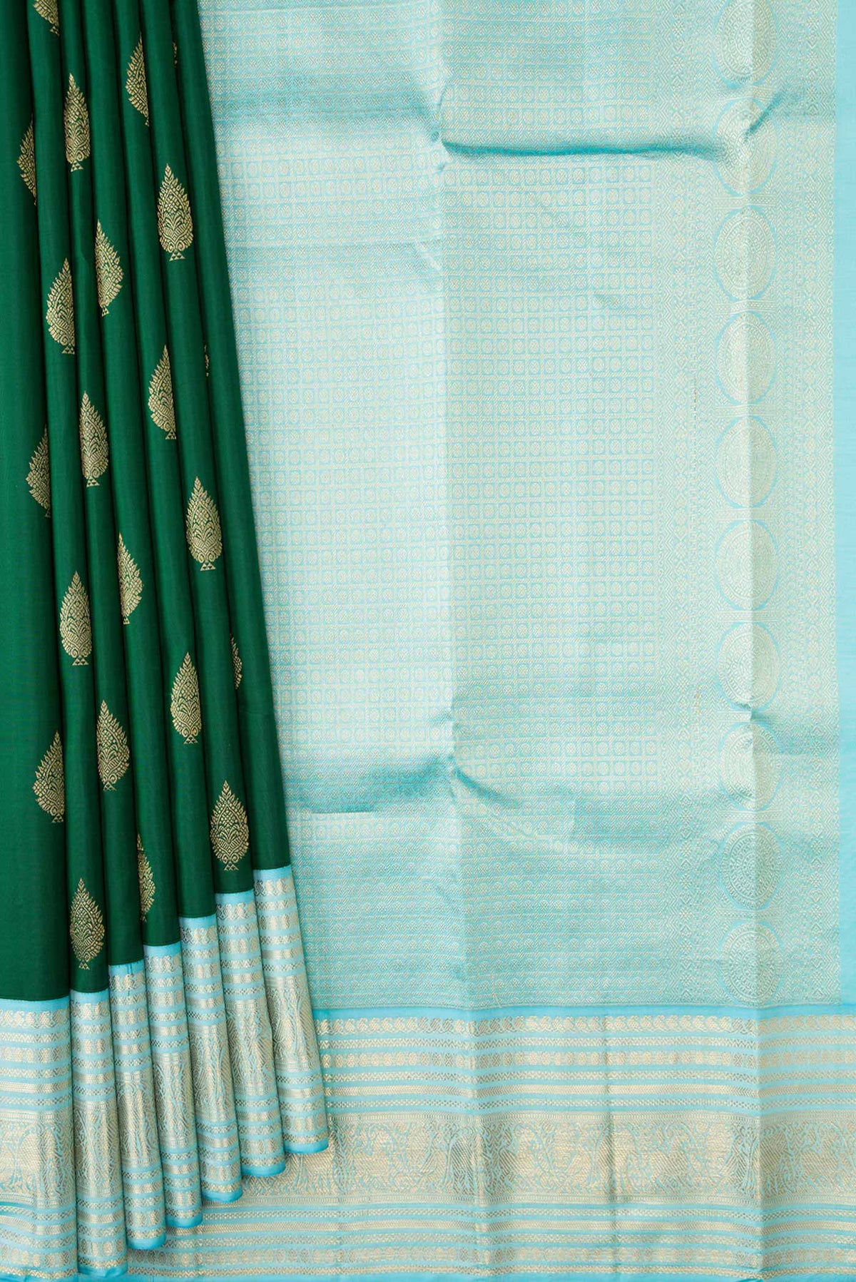 Pleats and pallu of Green Dual Tone Kanchipuram Silk Saree with Zari Butta on the body and Zari Border