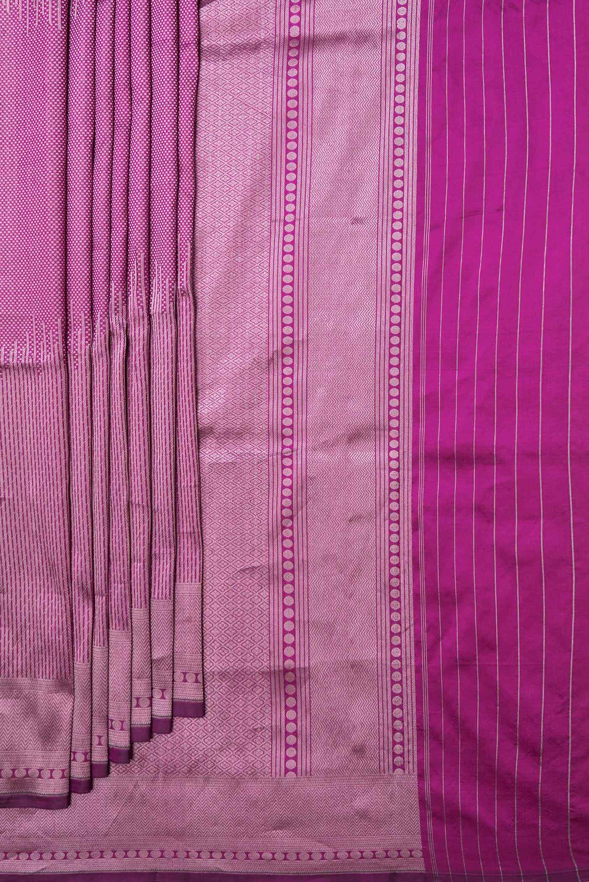 Pleats and pallu of Magenta Dual Tone Banarasi Saree with Zari Brocade on the body and Zari Border