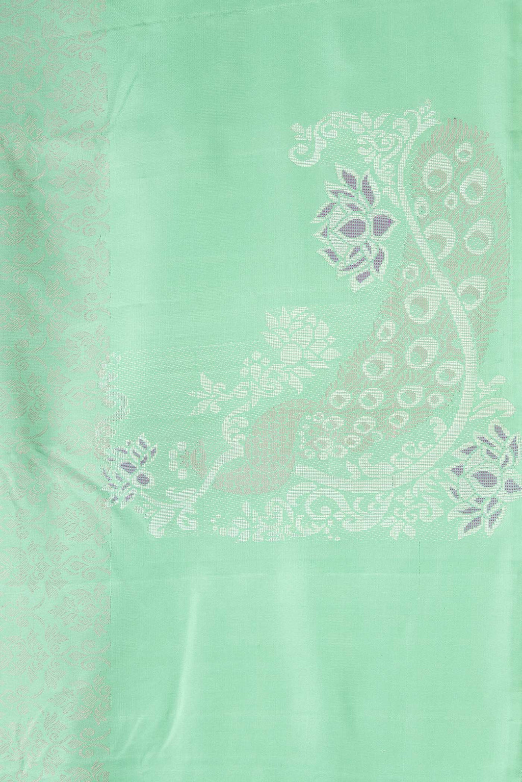 Border image of Sea Green Dual Tone Kanchipuram Silk Saree with Jacquard design on the body and Fancy Border