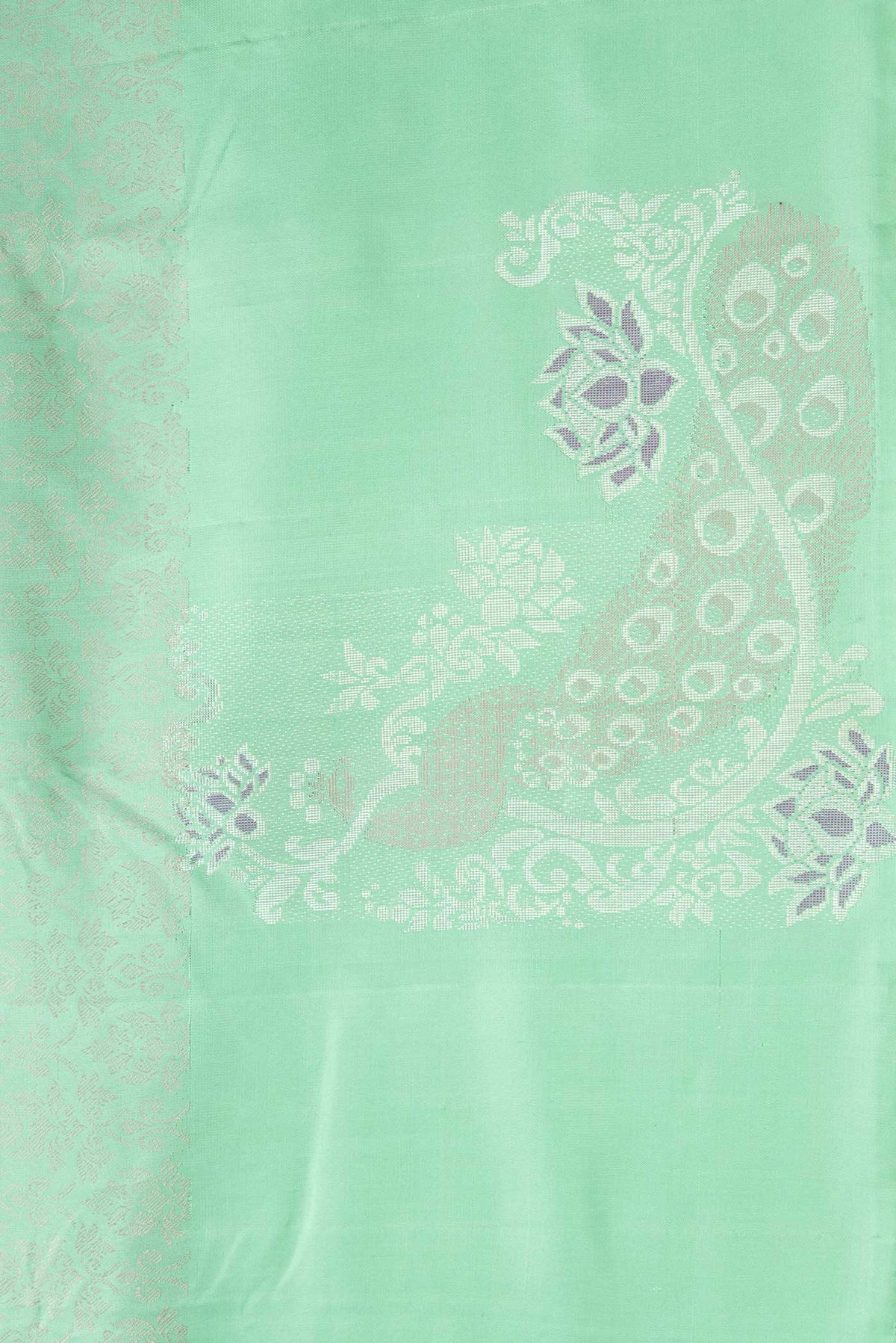 Border image of Sea Green Dual Tone Kanchipuram Silk Saree with Jacquard design on the body and Fancy Border