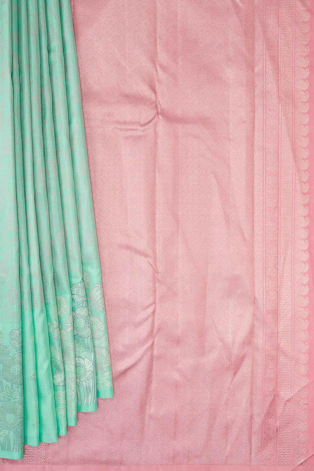 Pleats and pallu of Pure Silk Pure Zari Sea Green Dual Tone Kanchipuram Saree with Jacquard design on the body and Fancy Border