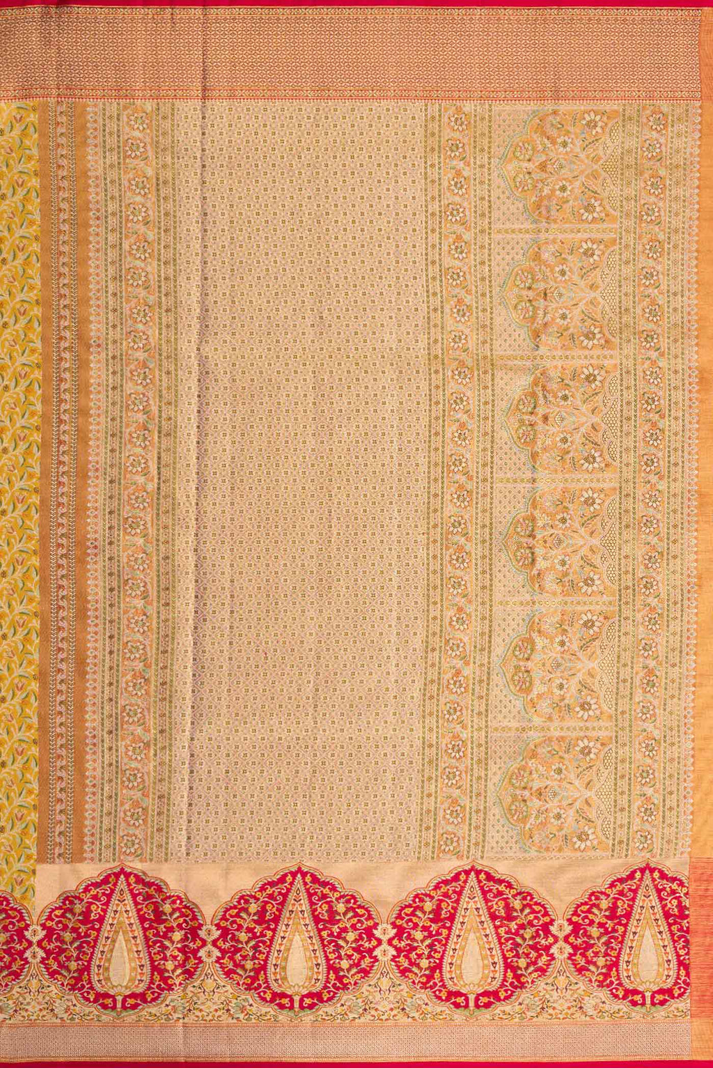 Close up image of the pallu of Gold Dual Tone Kanchipuram Tissue Silk Saree with Zari Brocade on the body and Fancy Border