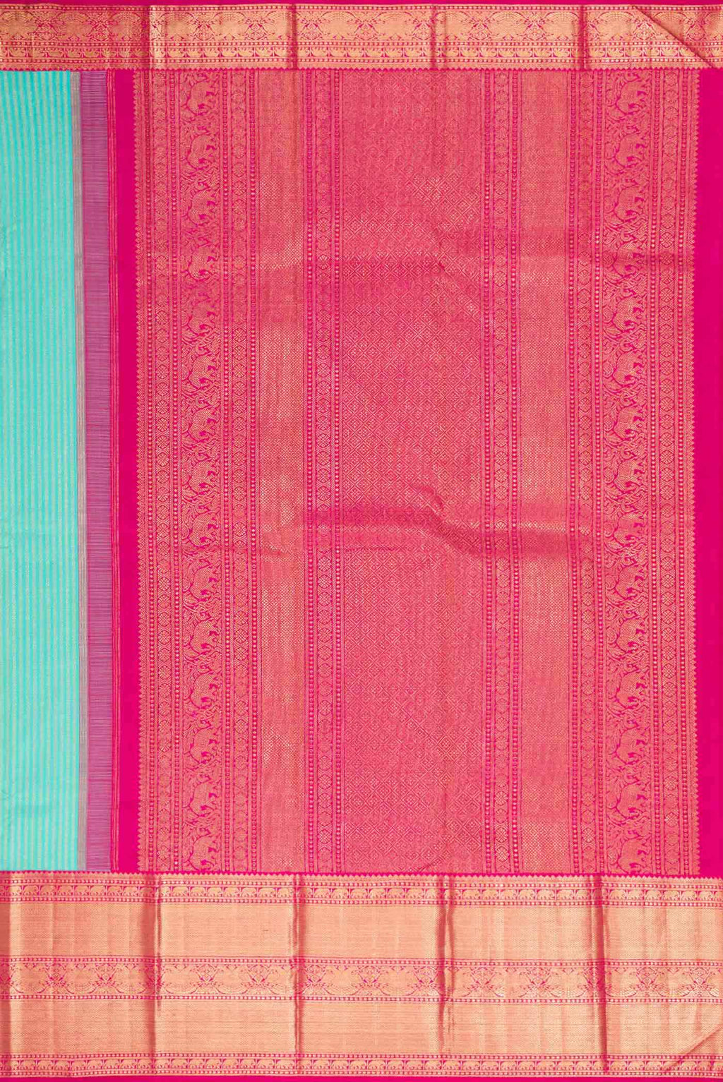 Close up image of the pallu of Sea Green Dual Tone Kanchipuram Silk Saree with Zari Brocade on the body and Zari Border. 