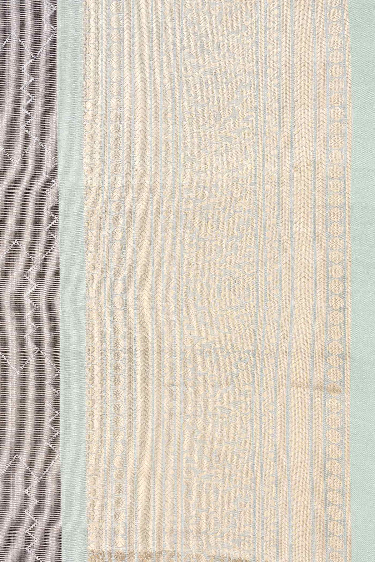 Border image of Grey Kanchipuram Silk Saree with Jacquard design on the body and Zari Border
