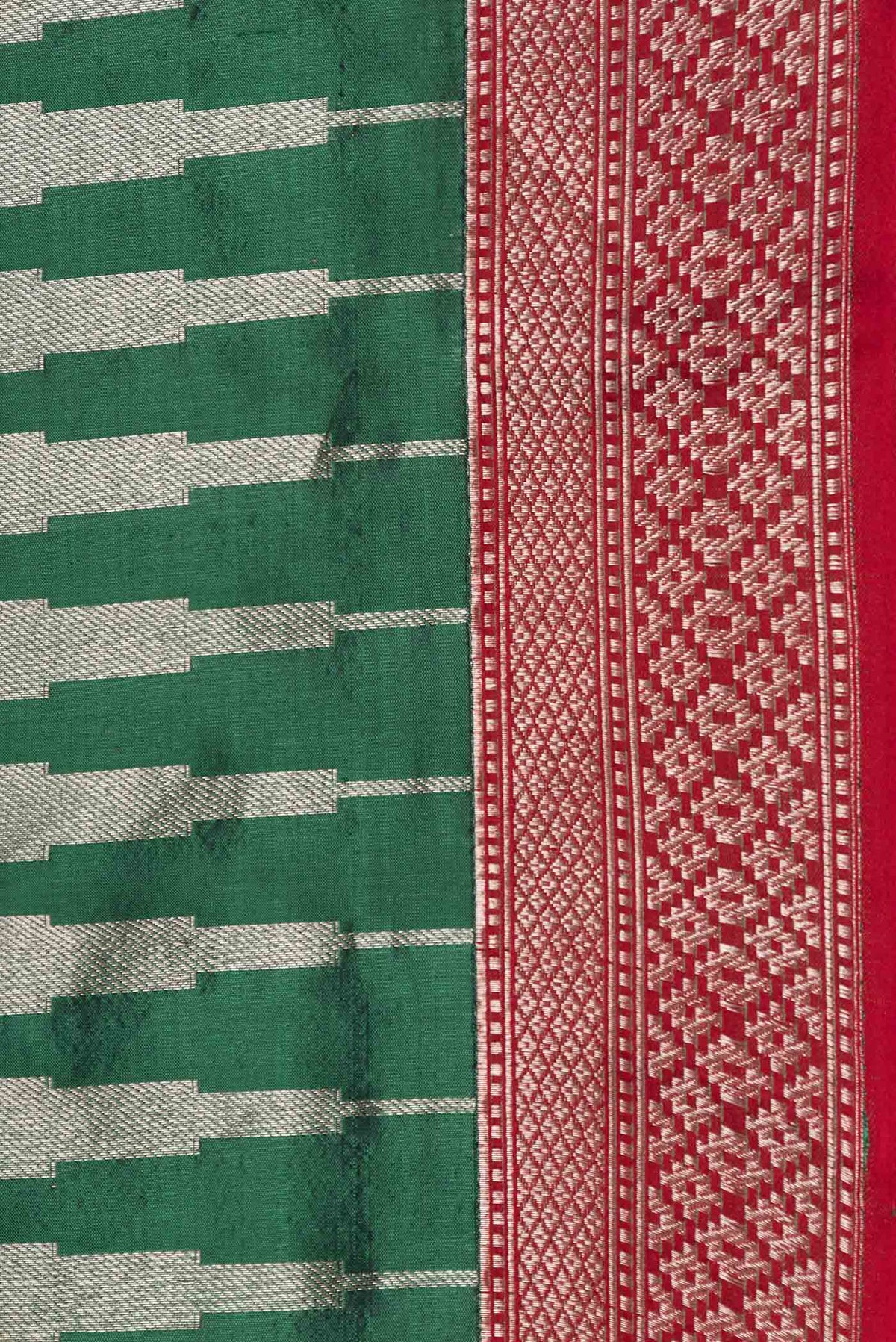 Border image of Green Dual Tone Banarasi Saree with Zari Brocade on the body and Zari Border