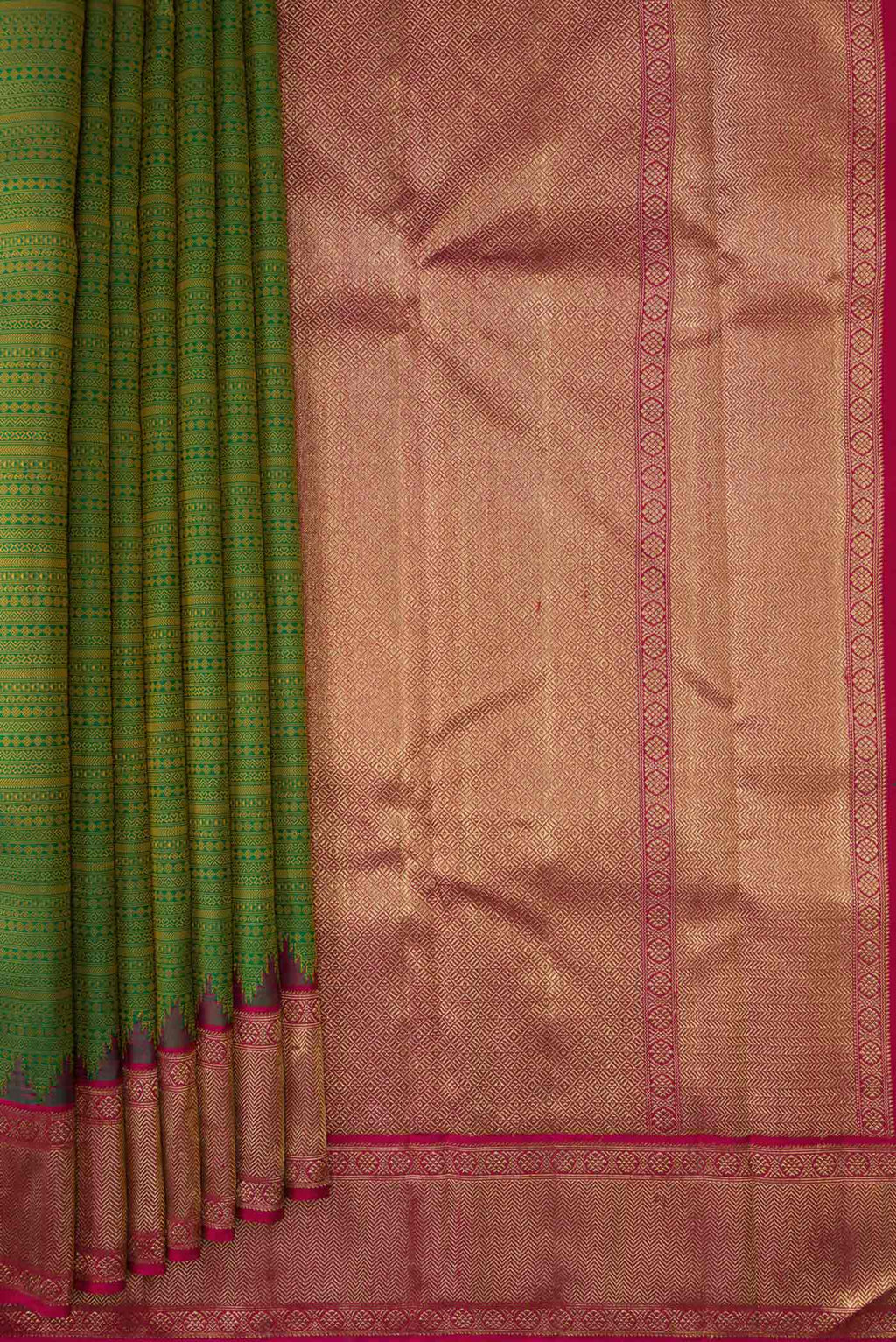 Pleats and pallu of Pure Silk Pure Zari Green Dual Tone Kanjivaram Saree with Jacquard design on the body and Zari Border. 