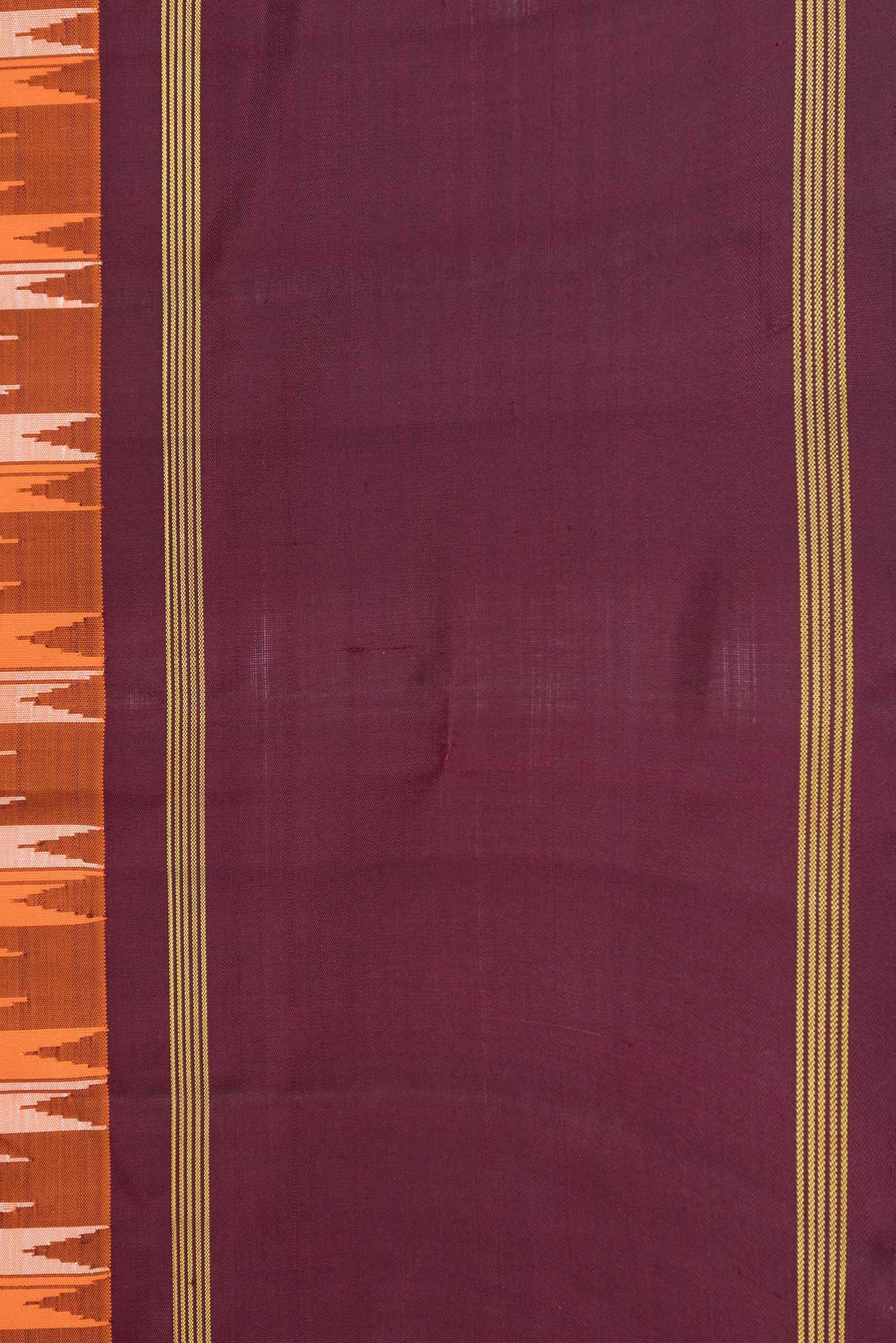Border image of Off white and Orange Color Kanchipuram Saree with Checked design on the body and Zari Border