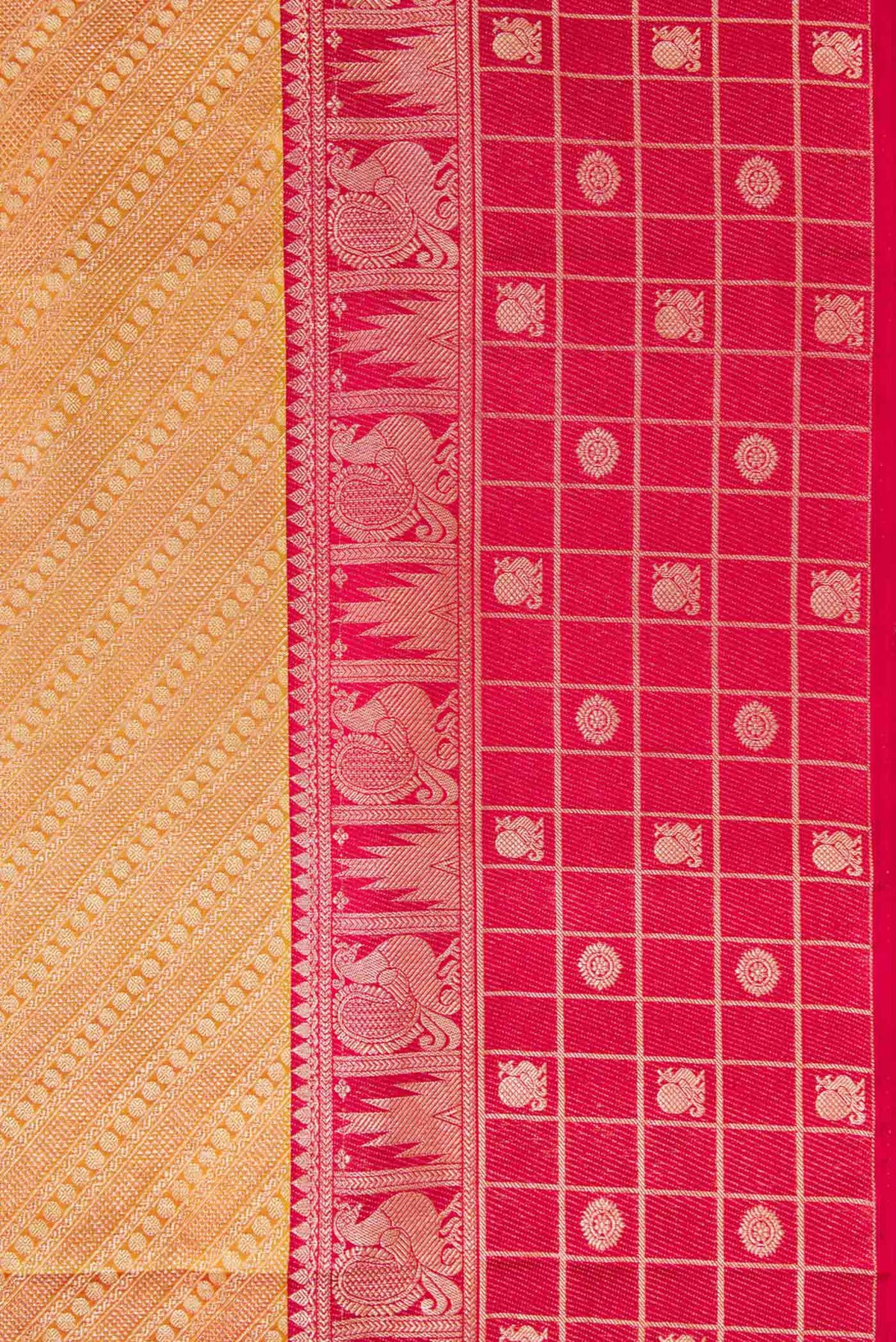 Border image of Gold Dual Tone Kanjivaram Tissue Silk Saree with Zari Brocade on the body and Fancy Border. 