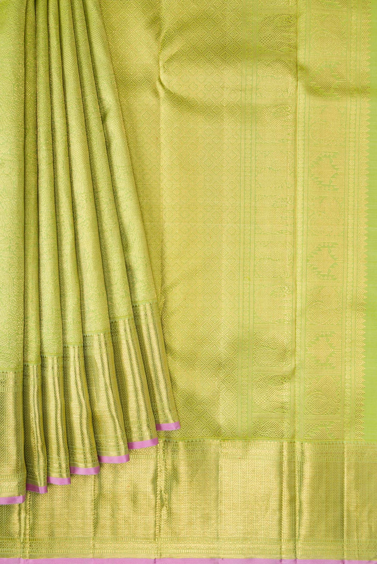 Pleats and pallu of Pure Silk Pure Zari Light Green Dual Tone Kanjivaram Saree with Zari Brocade on the body and Zari Border. 