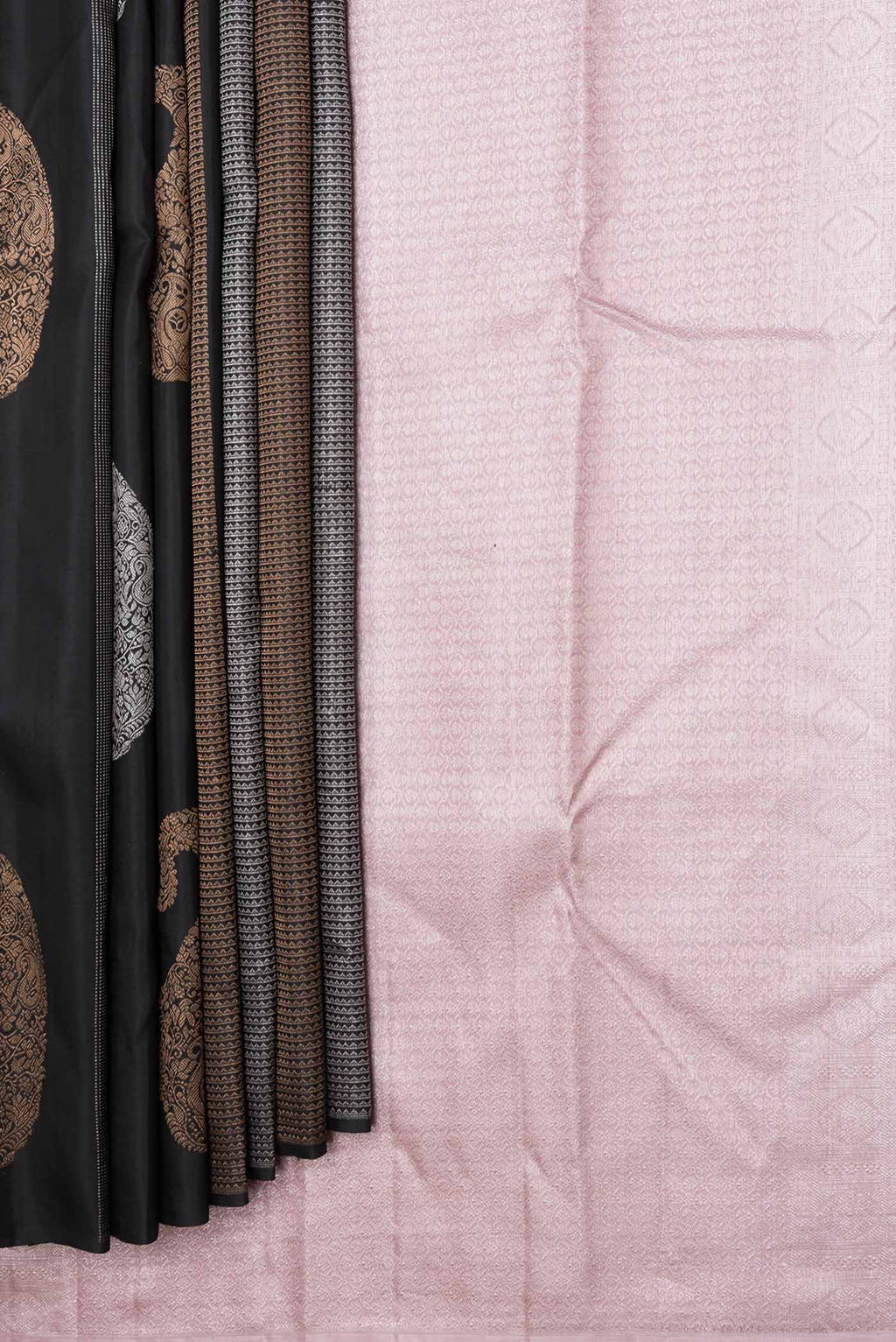Pleats and pallu of Black Dual Tone Kanchipuram Silk Saree with Stripes on the body and Without Border
