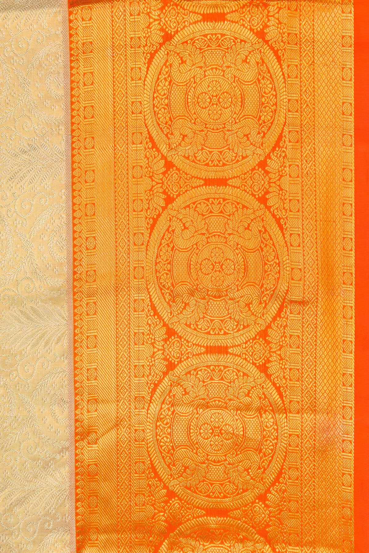 Border image of Gold Dual Tone Kanjivaram Tissue Silk Saree with Zari Brocade on the body and Zari Border. 