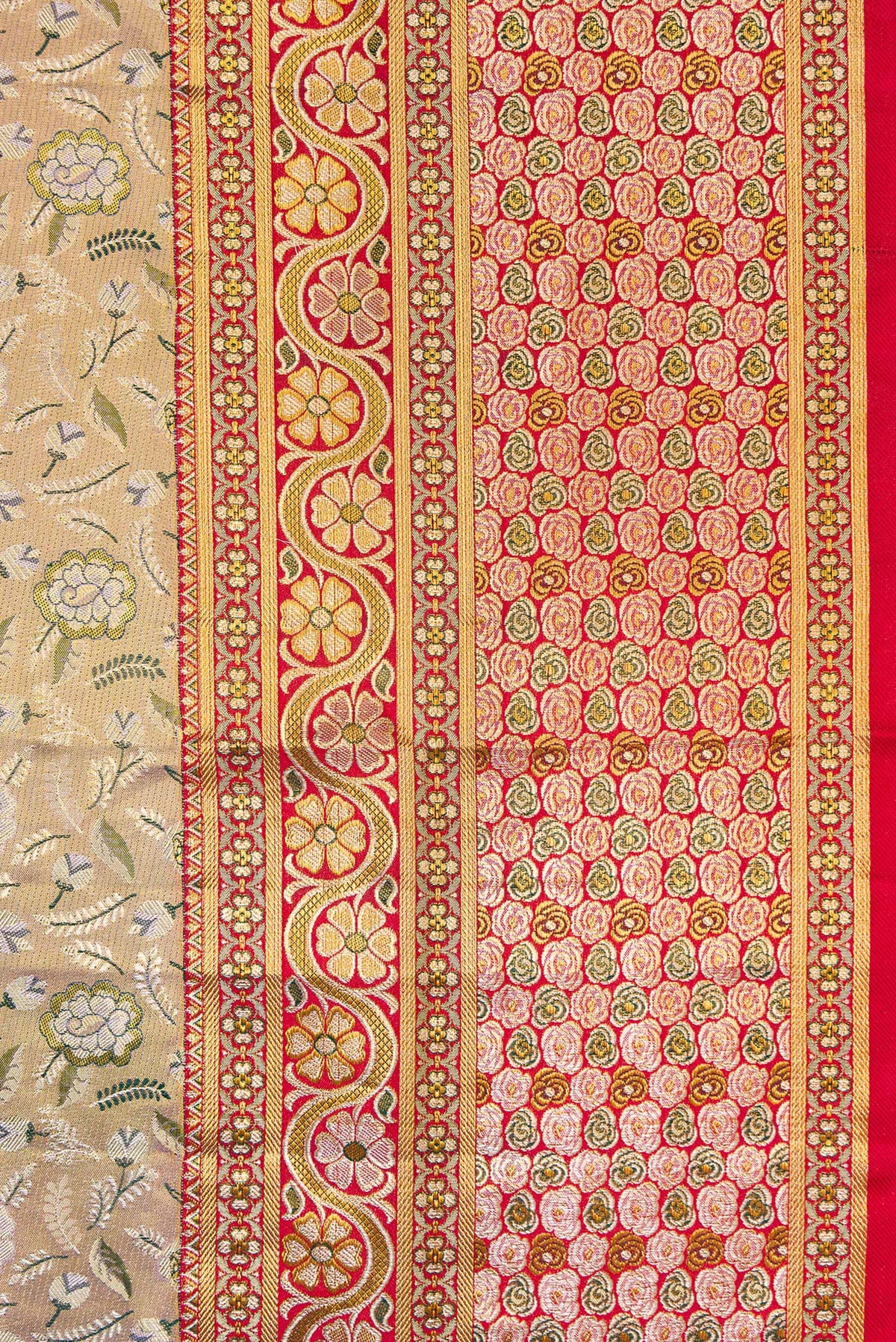 Border image of Gold Dual Tone Kanchipuram Tissue Silk Saree with Zari Brocade on the body and Fancy Border. 