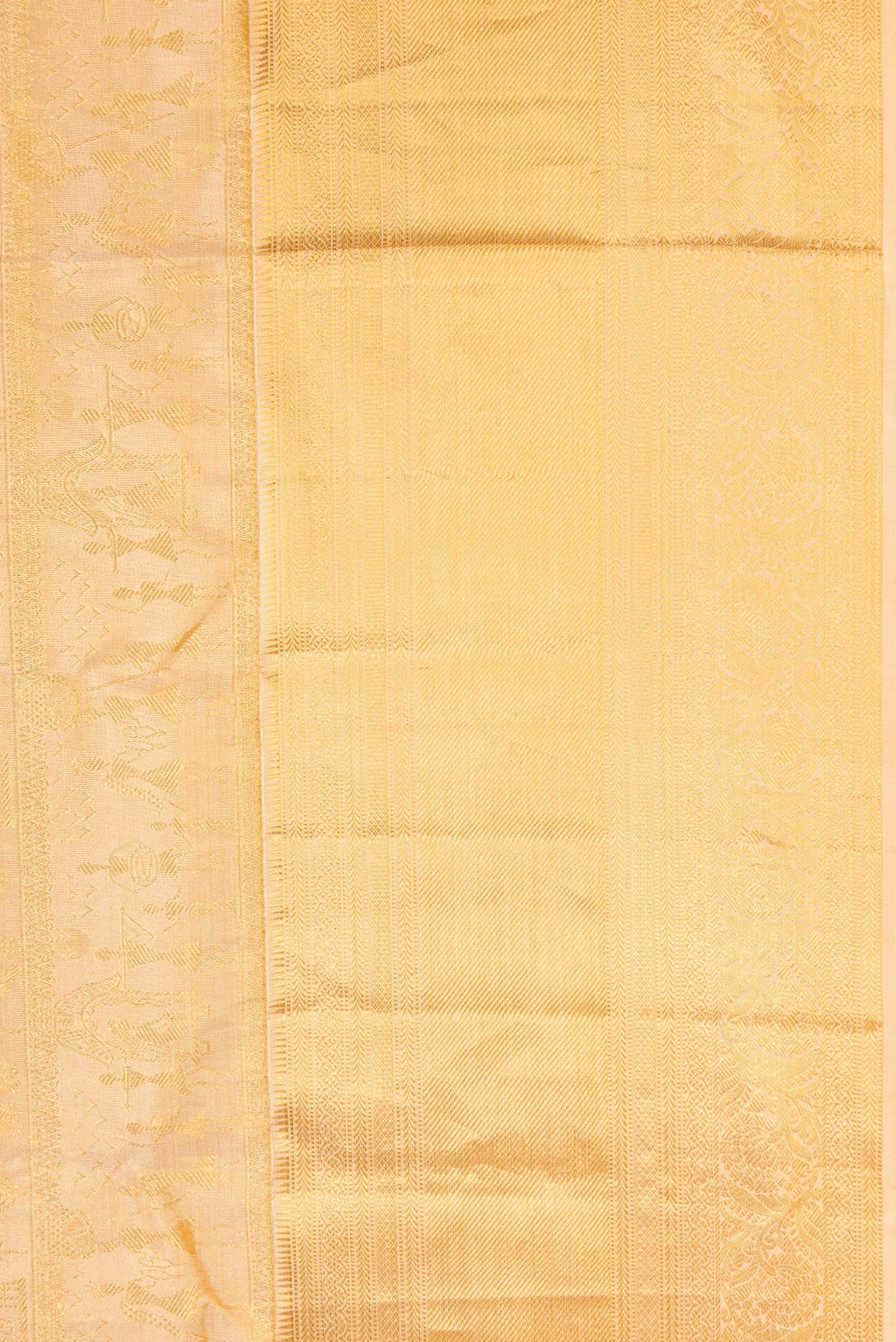 Border image of Rose Gold Dual Tone Kanchipuram Silk Saree with Zari Brocade on the body and Fancy Border. 