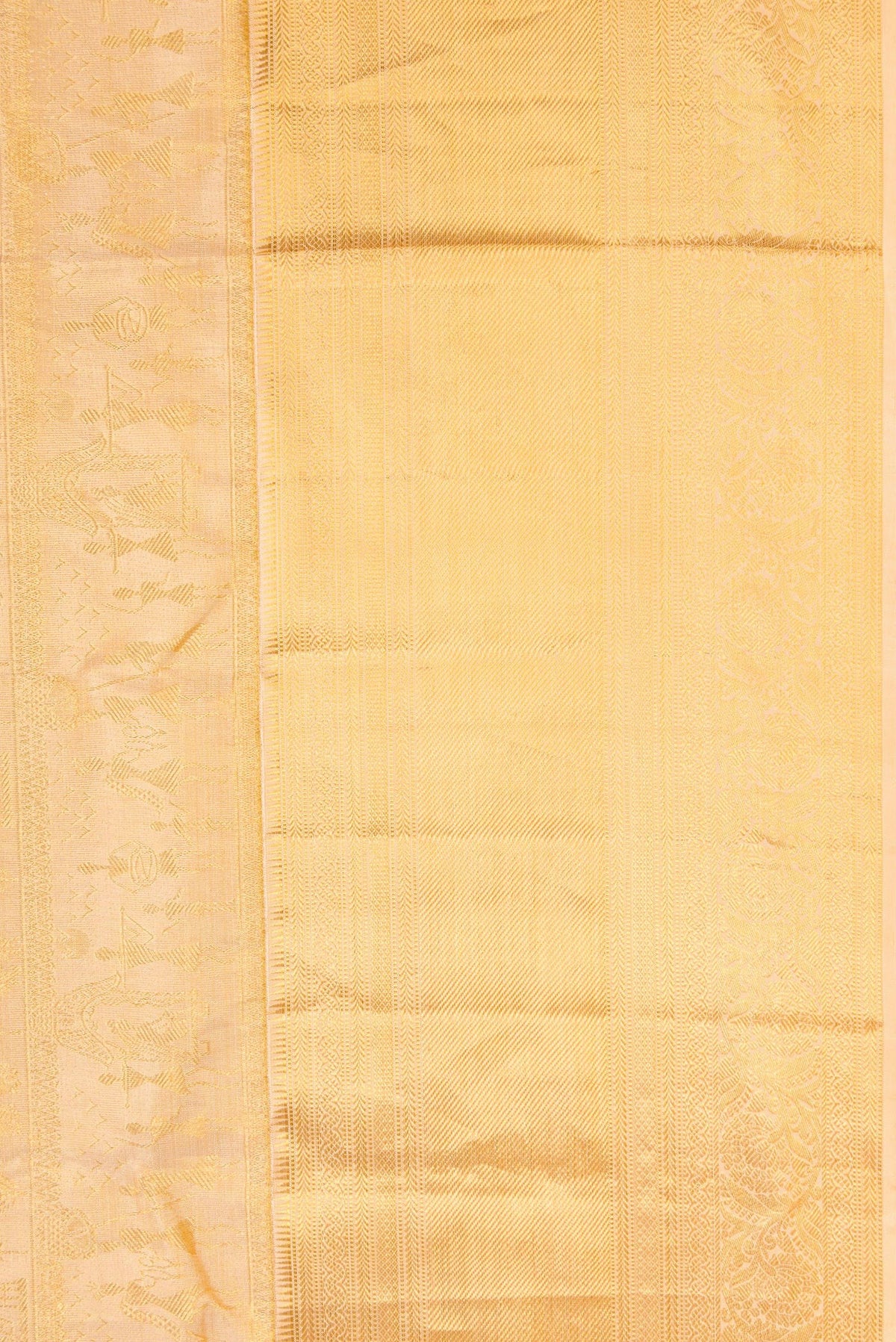 Border image of Rose Gold Dual Tone Kanchipuram Silk Saree with Zari Brocade on the body and Fancy Border. 