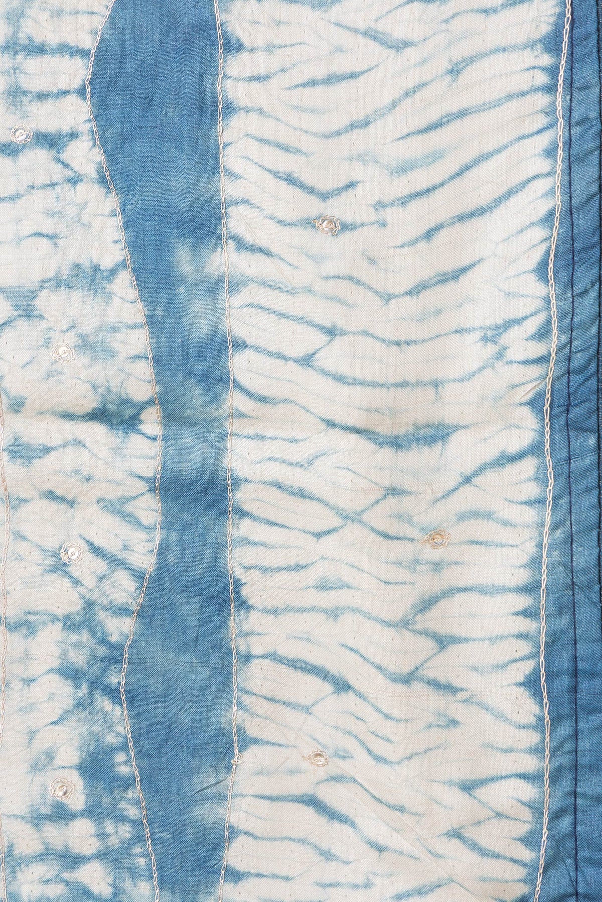 Border image of Grey Dual Tone Tussar Silk Saree with Embroidery on the body and Fancy Border. 