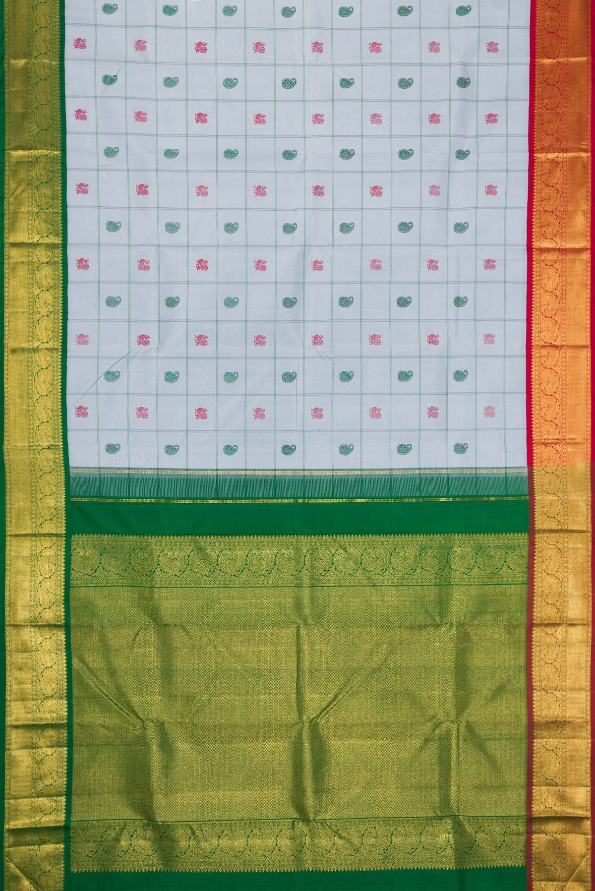 Flat view of Pure Silk Pure Zari Grey Dual Tone Kanchipuram Saree with Thread Butta on the body and Ganga Jamuna Border. 
