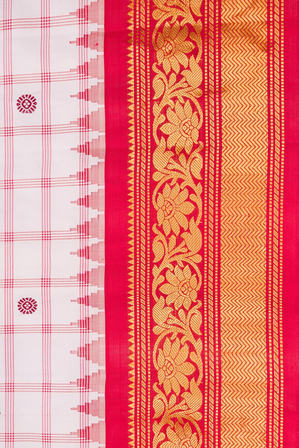 Border image of Off White Dual Tone Gadwal Silk Saree with Checked design on the body and Zari Border. 
