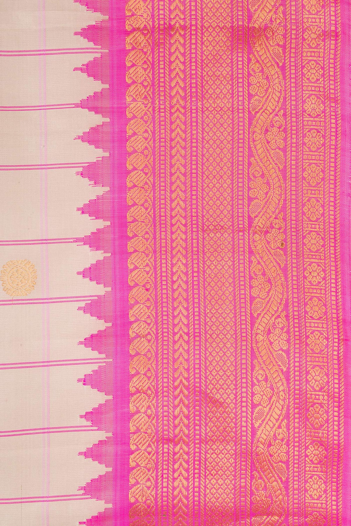 Border image of Beige Dual Tone Gadwal Silk Saree with Checked design on the body and Zari Border. 