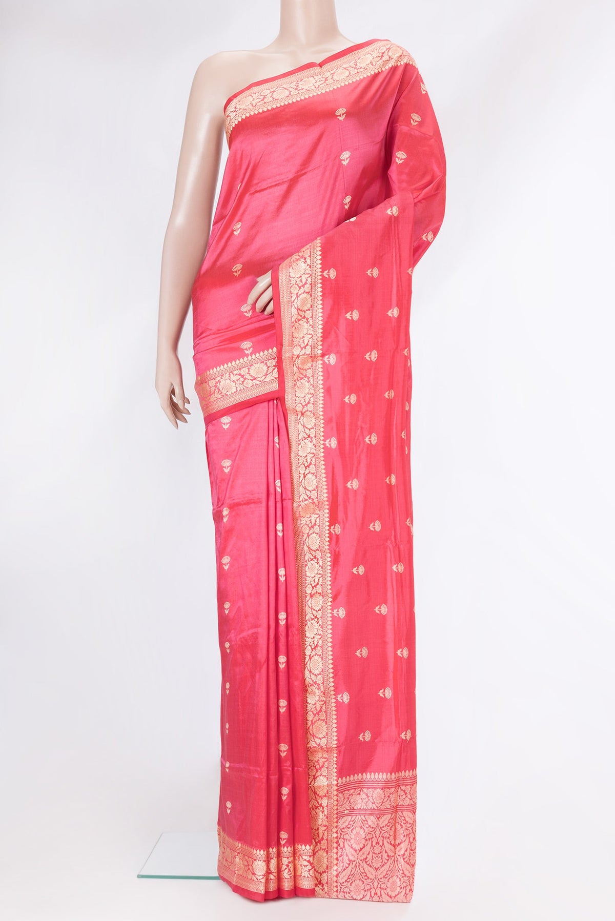 Pink Dual Tone Banarasi Silk Saree with Thread Butta on the body and Thread Border.  displayed on a mannequin