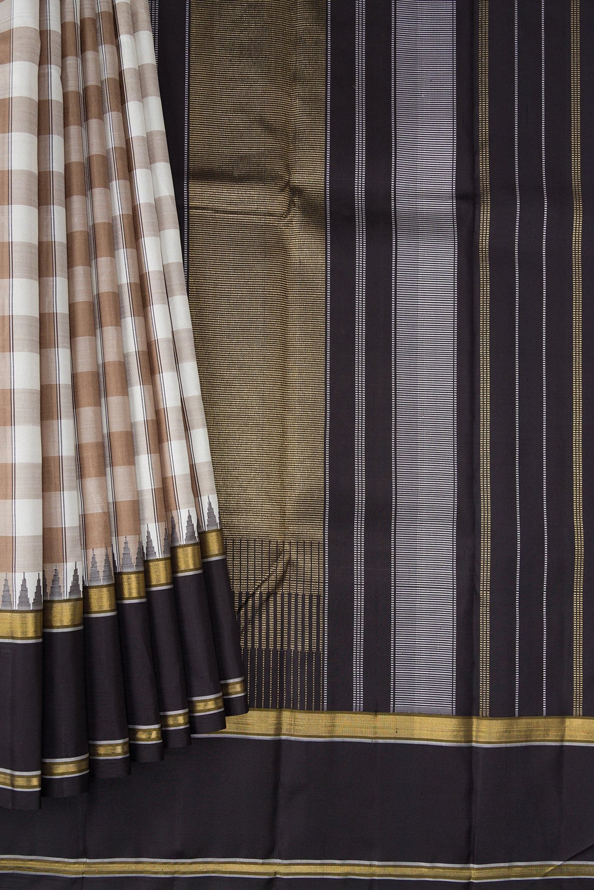Pleats and pallu of Pure Silk Pure Zari Beige and Off White Color Kanchipuram Saree with Checked design on the body and Zari Border. 