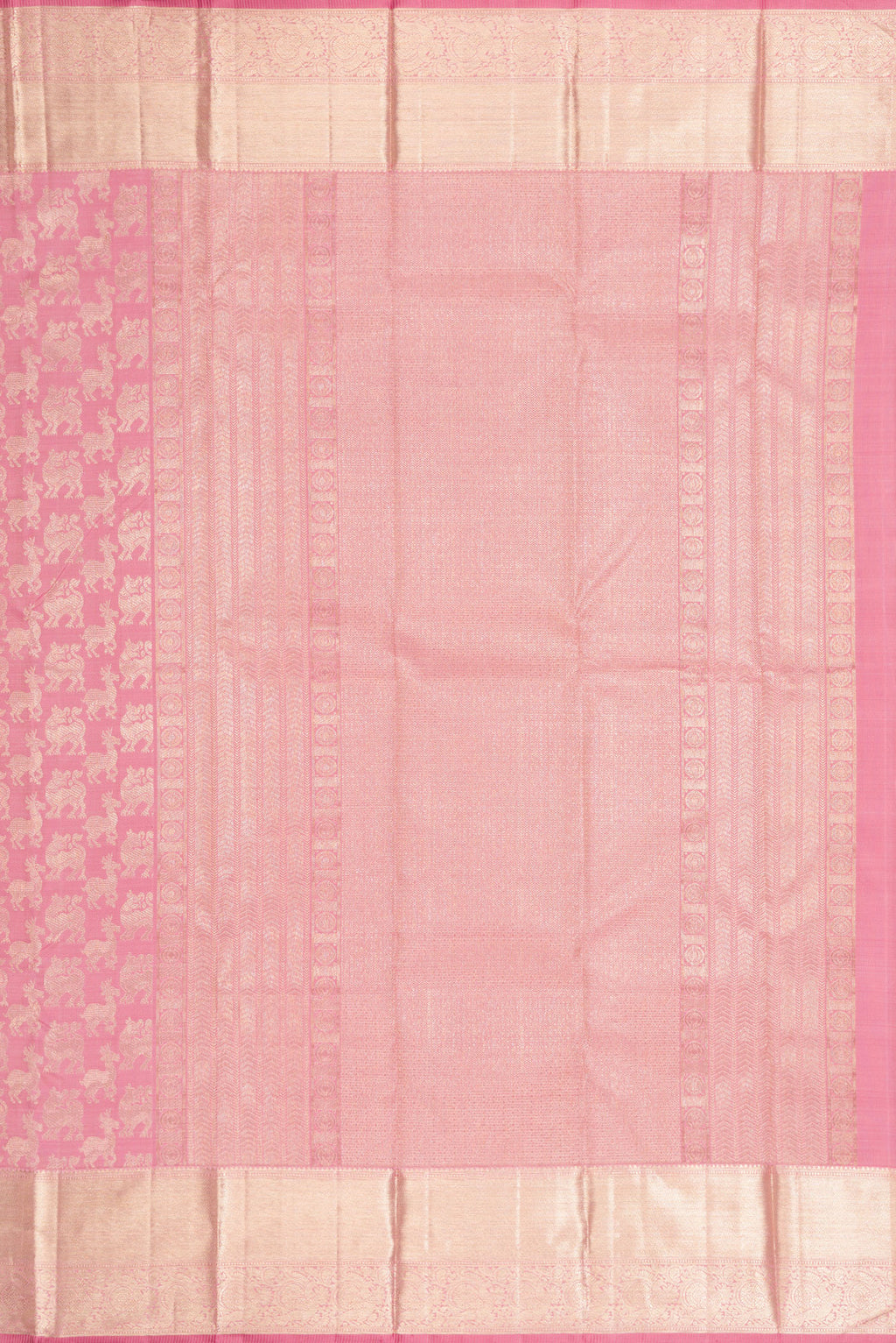 Close up image of the pallu of Rose pink Kanchipuram Silk Saree with Zari Brocade on the body and Zari Border. 