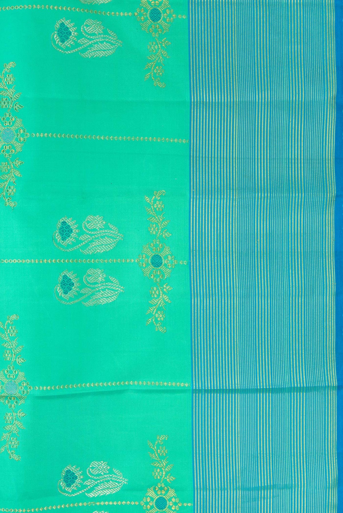 Border image of Pure Silk Pure Zari Sea Green Dual Tone Kanjivaram Saree with Zari Butta on the body and Zari Border. 