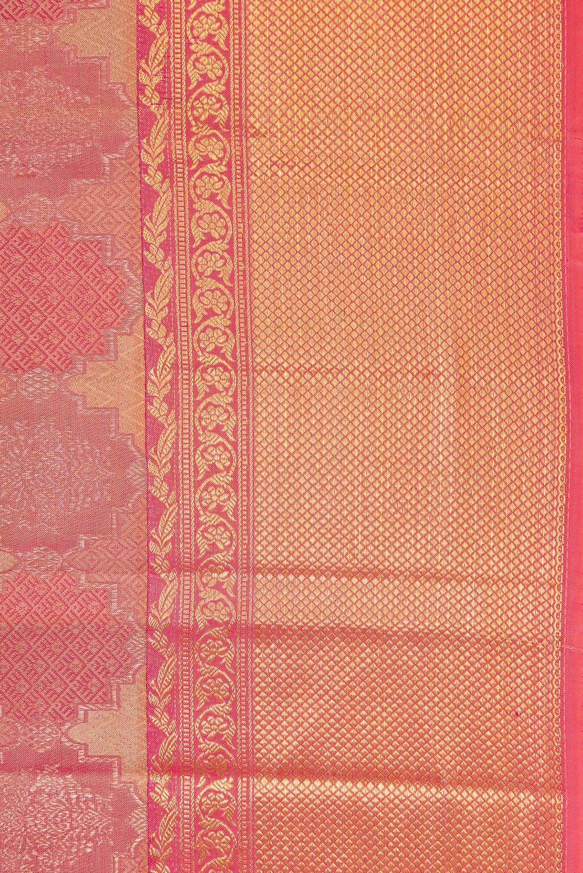 Border image of Dark Pink Dual Tone Kanjivaram Silk Saree with Jacquard With Zari Butta on the body and Zari Border. 