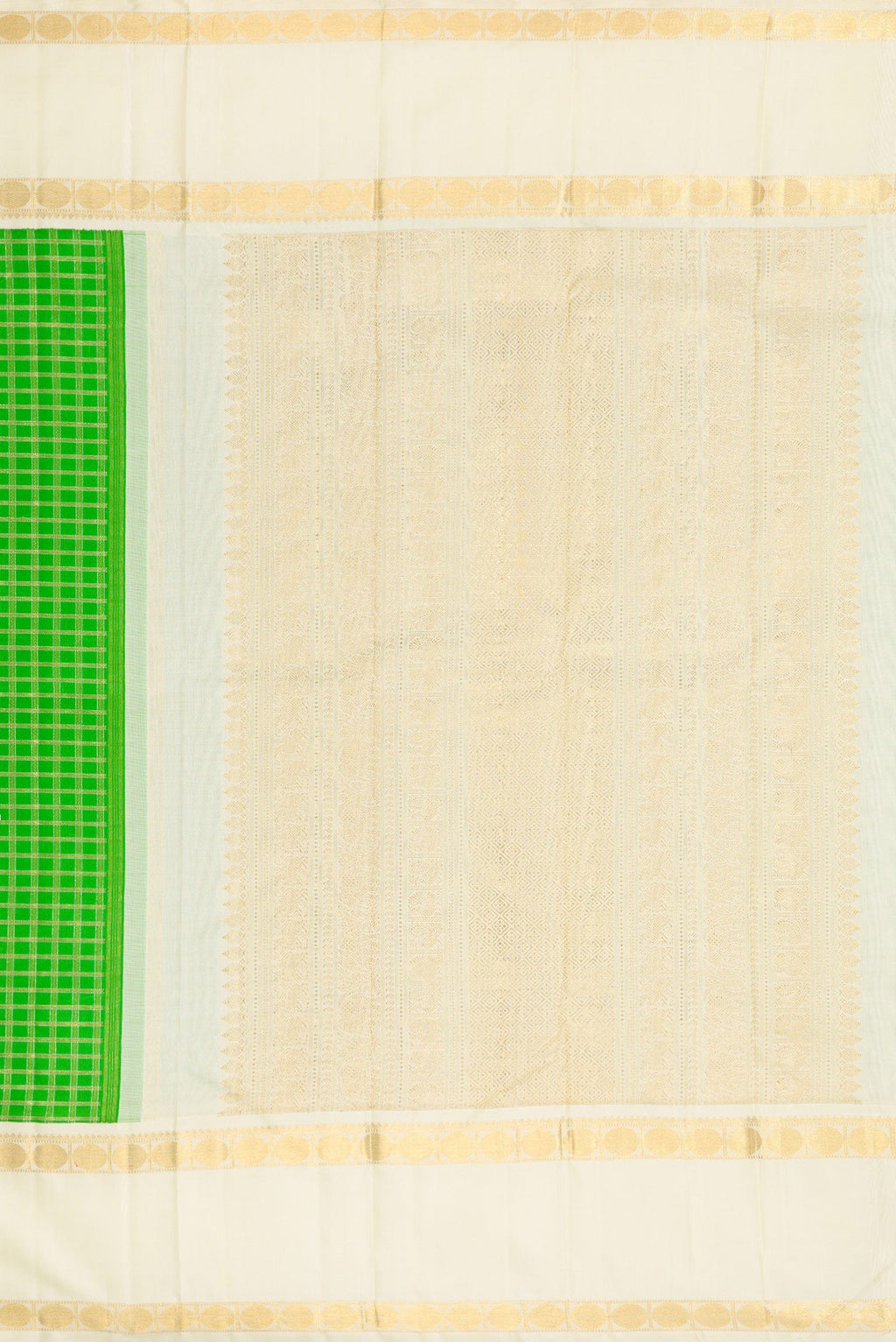 Close up image of the pallu of Pure Silk Pure Zari Parrot Green Dual Tone Kanjivaram Saree with Checked design on the body and Zari Border. 