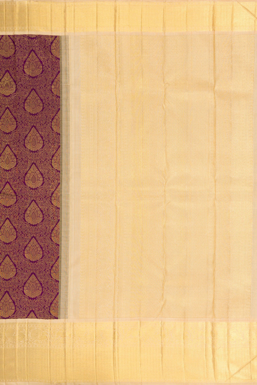 Close up image of the pallu of Pure Silk Pure Zari Purple Dual Tone Kanjivaram Saree with Zari Brocade on the body and Zari Border. 