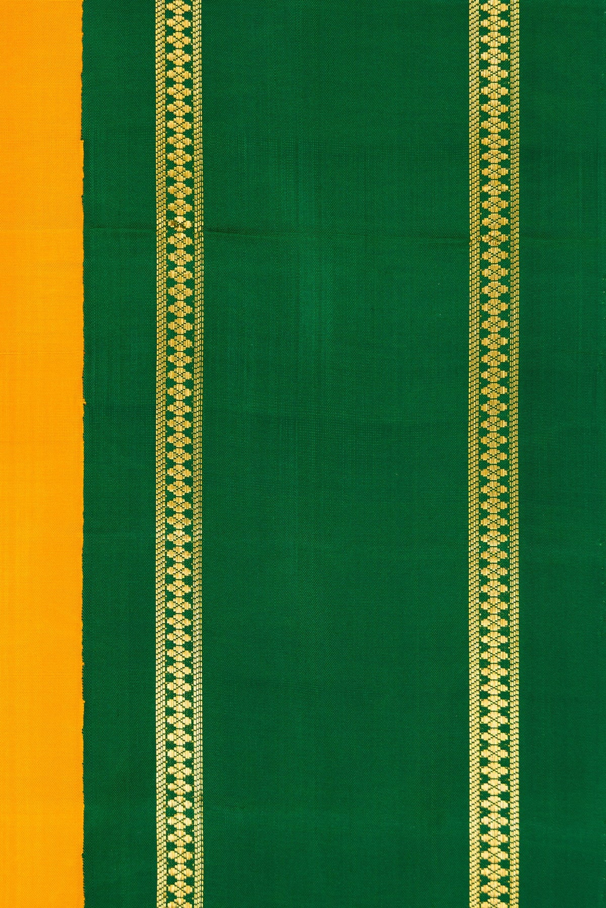 Border image of Pure Silk Pure Zari Yellow Dual Tone Kanjivaram Saree with Plain Body and Zari Border. 