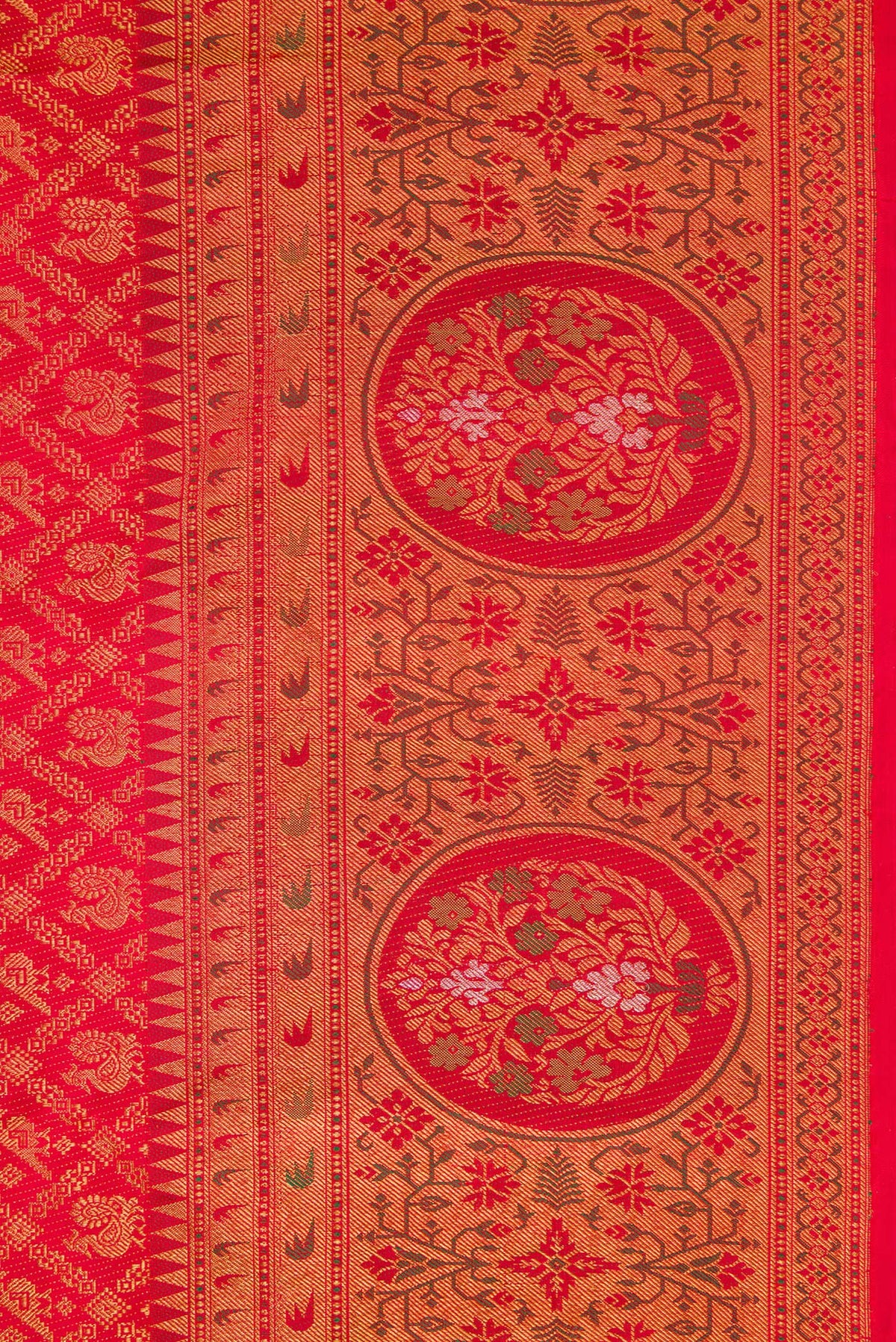 Border image of Red Dual Tone Kanjivaram Silk Saree with Zari Brocade on the body and Zari Border. 