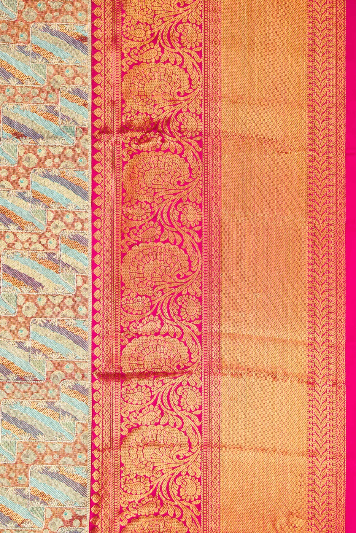 Border image of Sky Blue Dual Tone Kanjivaram Tissue Silk Saree with Zari Brocade on the body and Zari Border. 