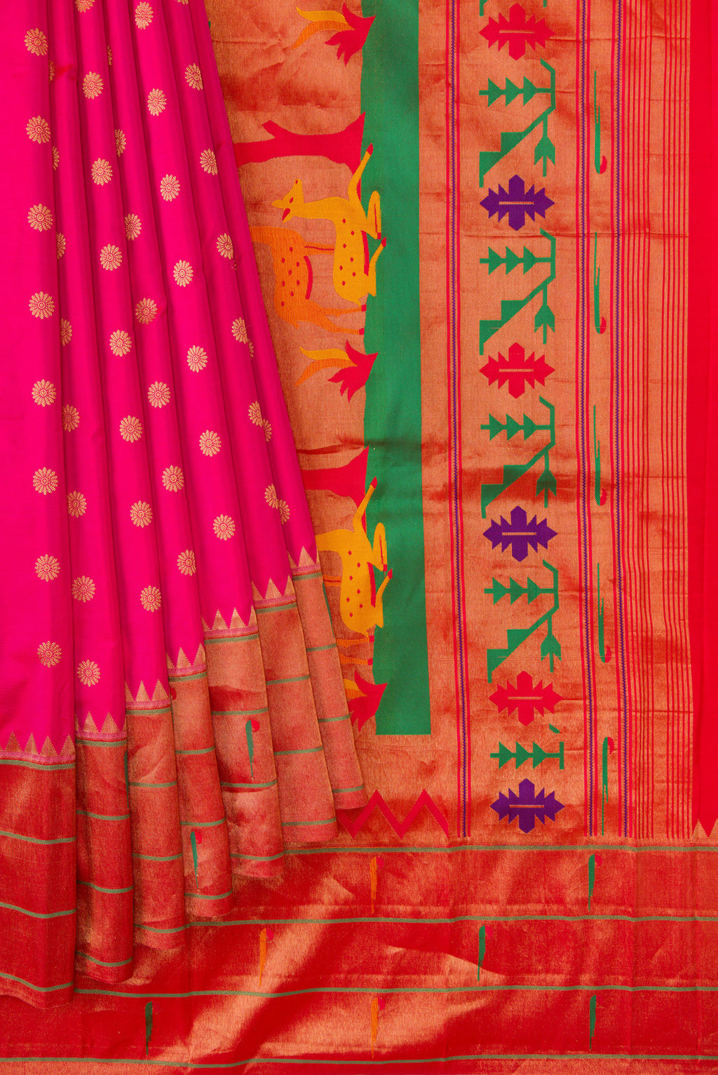 Pleats and pallu of Pink Paithani Silk Saree with Zari Butta on the body and Paithani Border. 