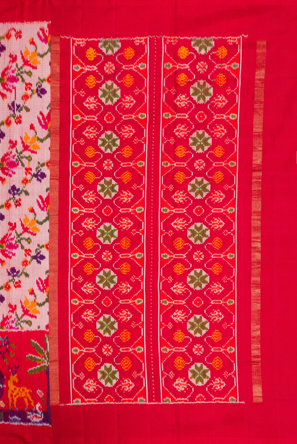 Close up image of the pallu of Rose pink Double Ikat Saree with Pure Ikat on the body and Ikat Border. 