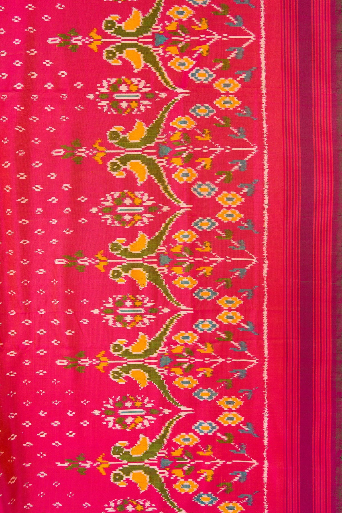 Border image of Pink Dual Tone Double Ikat Saree with Ikat Print on the body and Ikat Border. 
