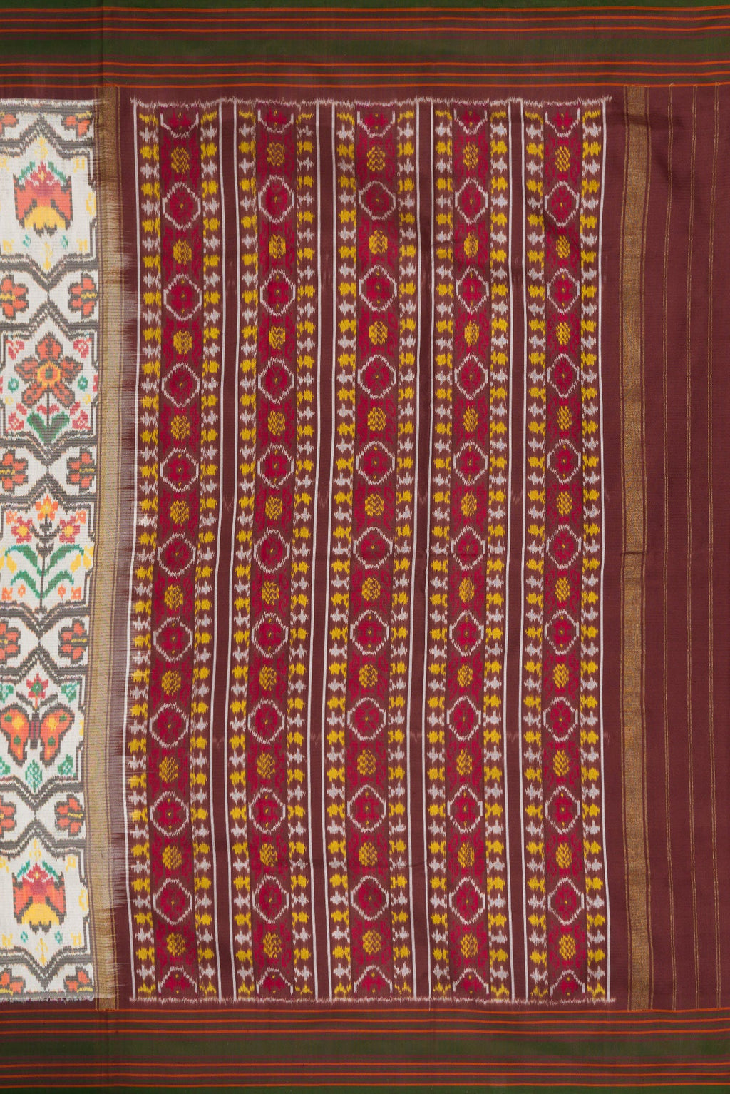 Close up image of the pallu of Beige Dual Tone Double Ikat Saree with Ikat Print on the body and Thread Border. 