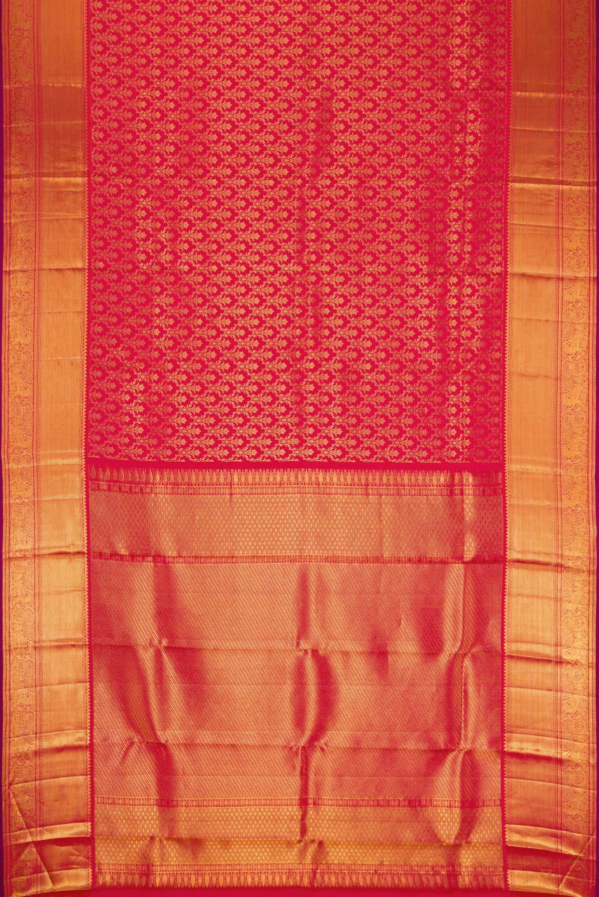 Flat view of Dark Pink Dual Tone Kanchipuram Silk Saree with Zari Brocade on the body and Zari Border. 