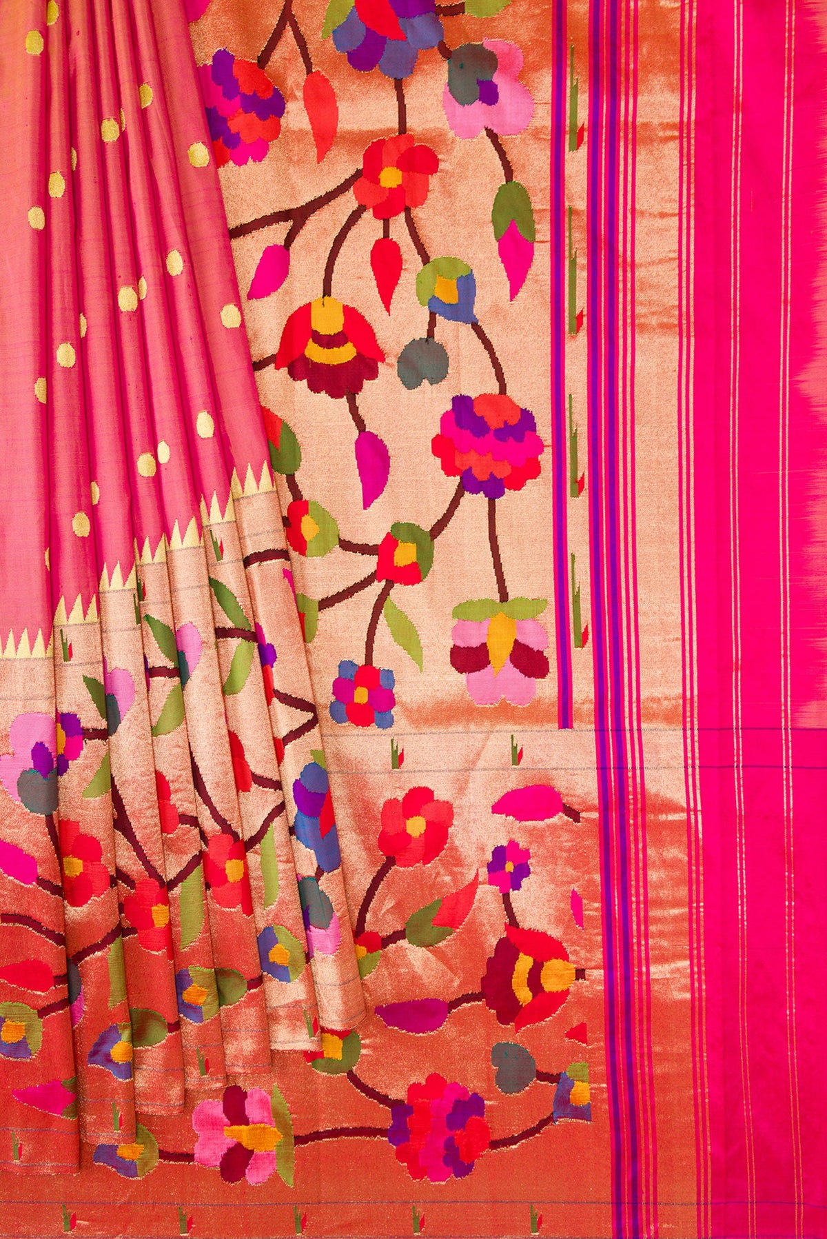 Pleats and pallu of Pure Silk Pure Zari Pink Dual Tone Paithani Saree with Zari Butta on the body and Paithani Border. 