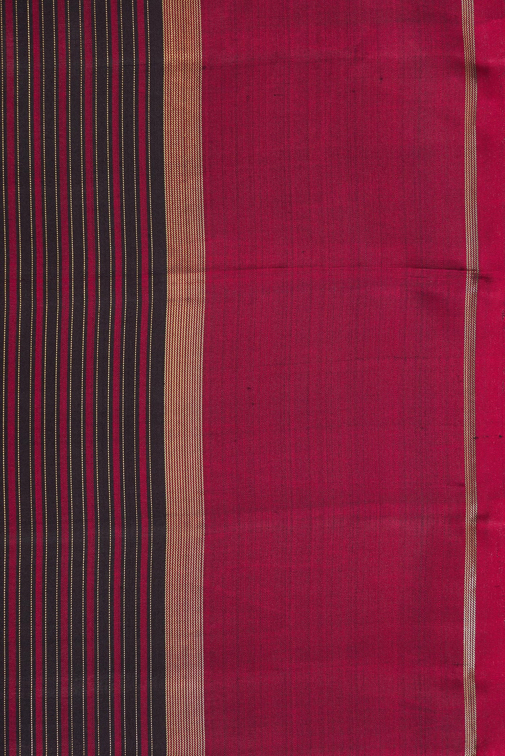 Border image of Pure Silk Pure Zari Burgundy Dual Tone Kanchipuram Saree with Stripes on the body and Zari Border. 